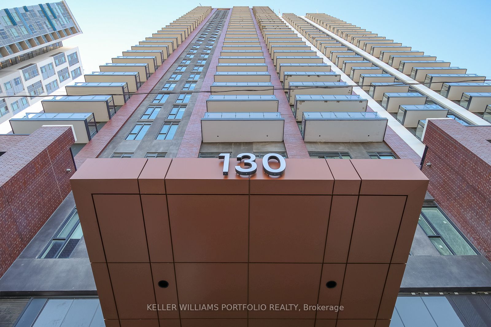 130 River Street 1302, Toronto, ON M5A 0R8