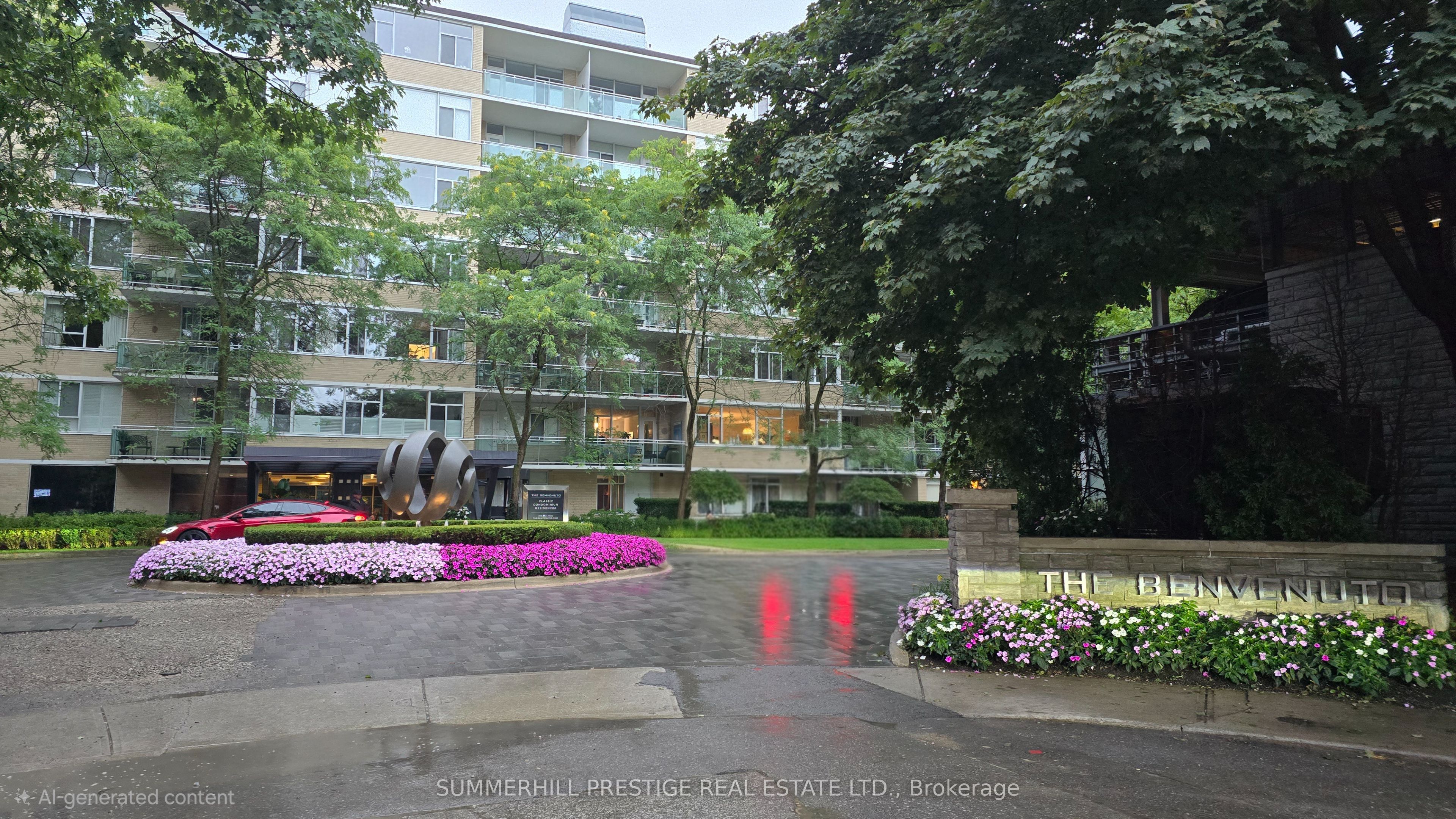 1 Benvenuto Place 112, Toronto, ON M4V 2L1