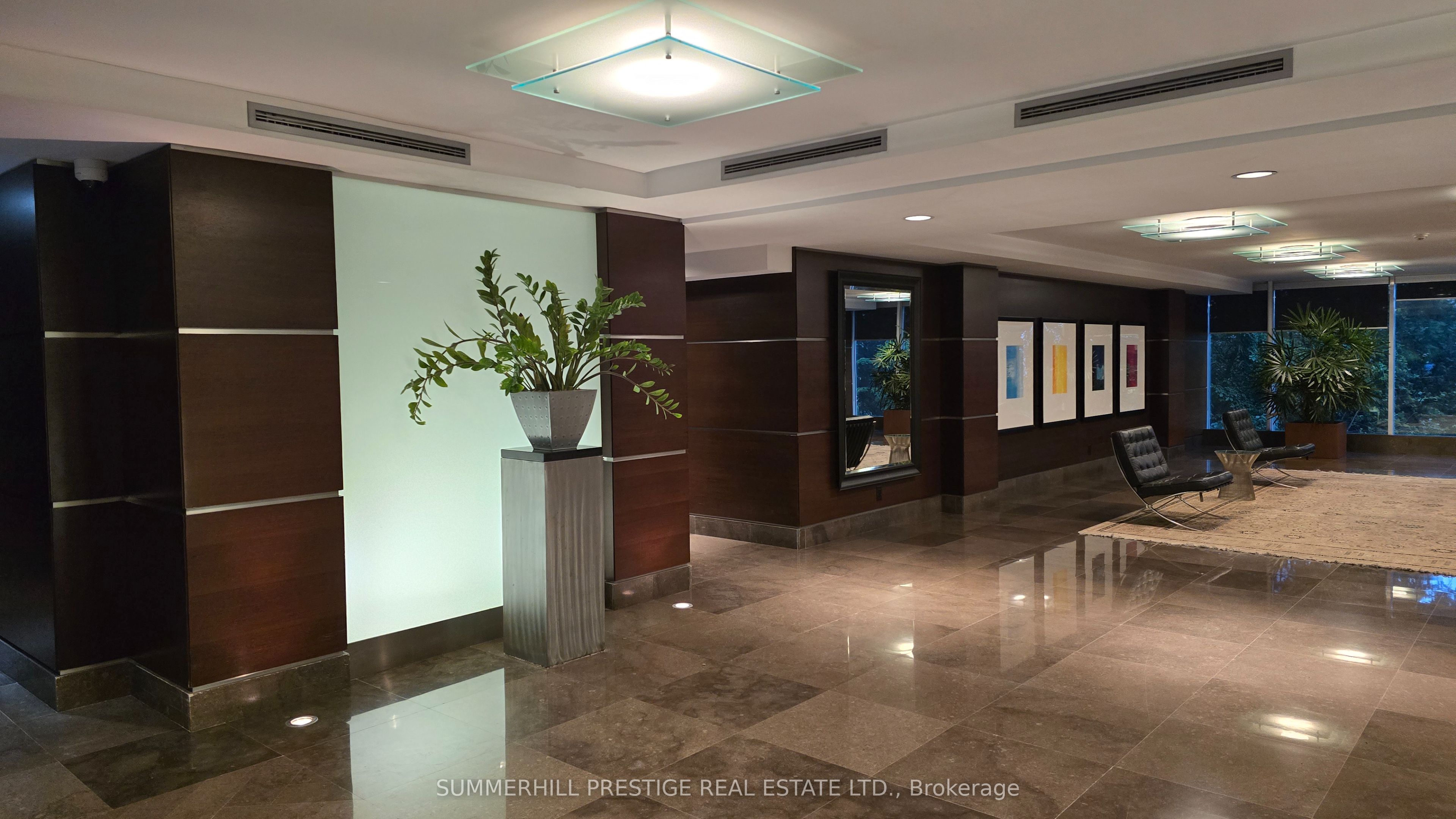 1 Benvenuto Place 112, Toronto, ON M4V 2L1 photo 4