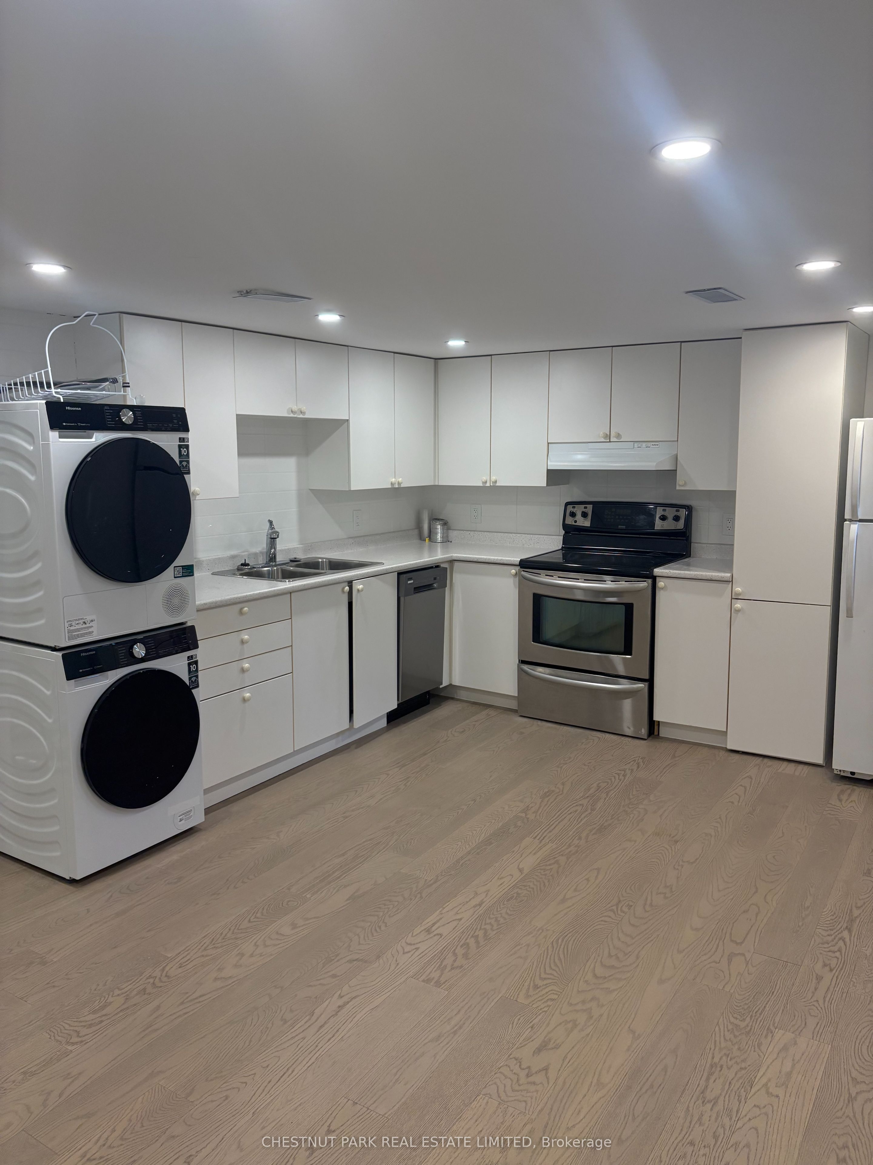 150 Codsell Avenue BASEMENT, Toronto, ON M3H 3W6