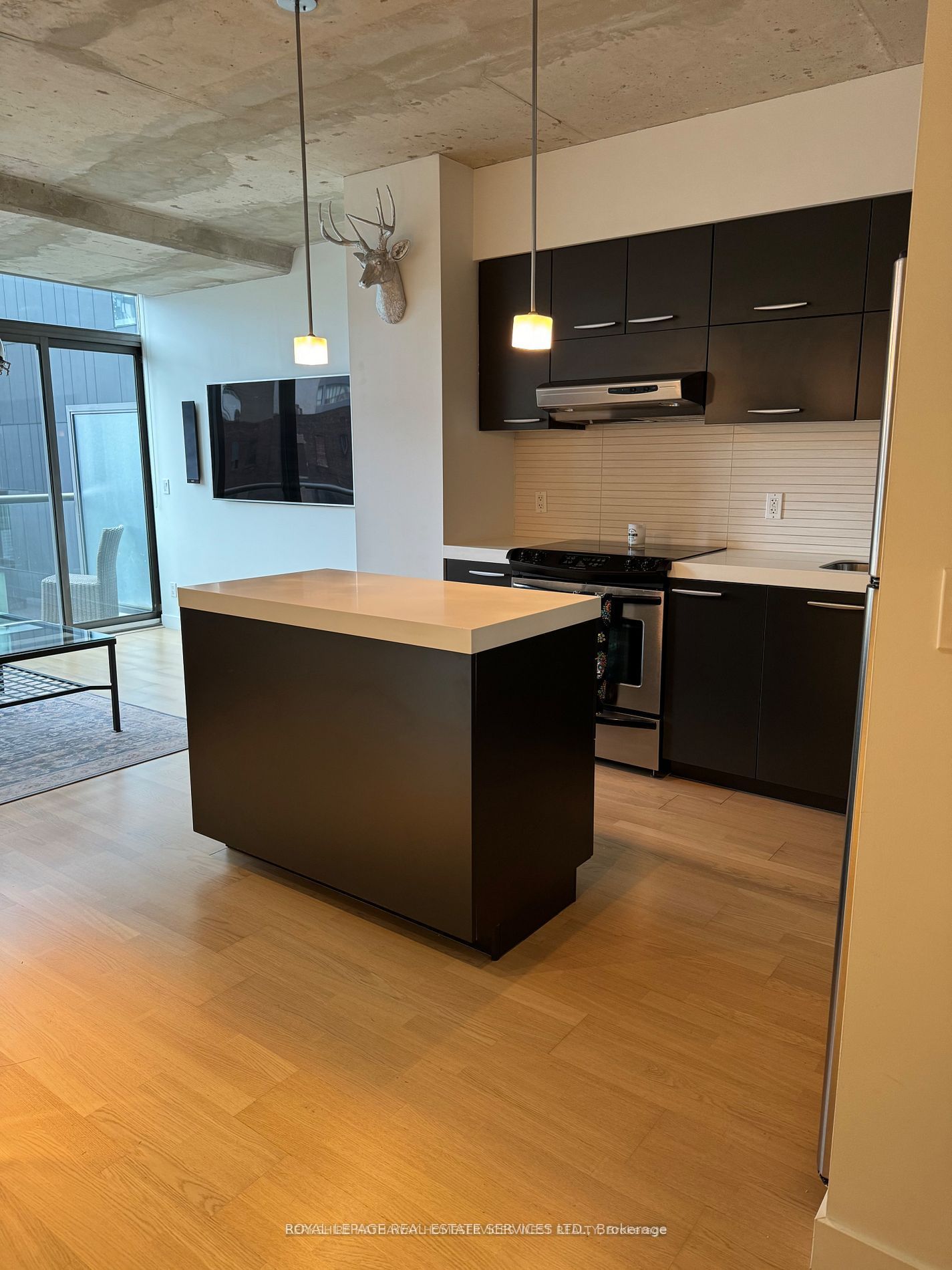 55 Stewart Street 614, Toronto, ON M5V 2V1 photo 2
