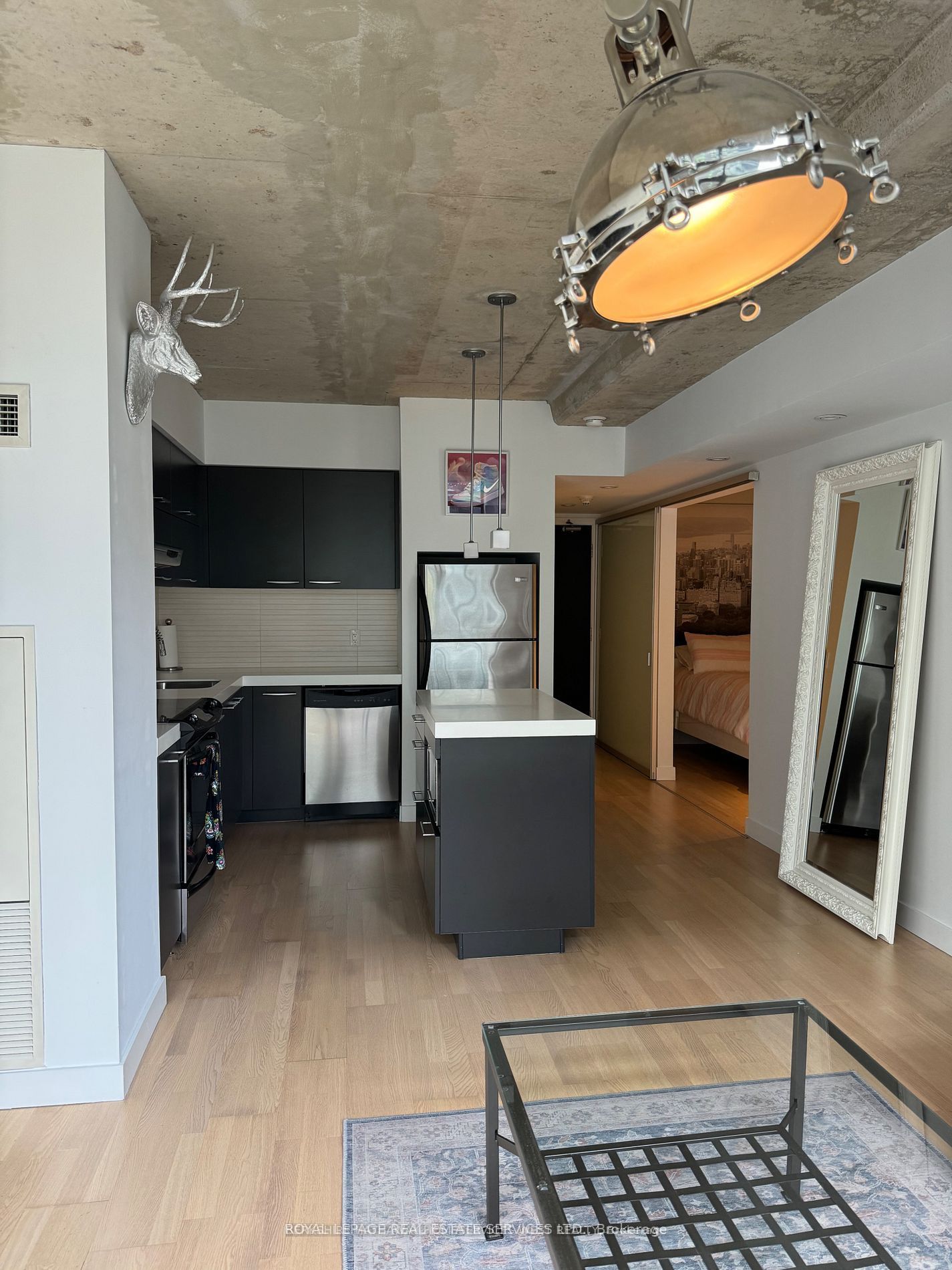 55 Stewart Street 614, Toronto, ON M5V 2V1 photo 5