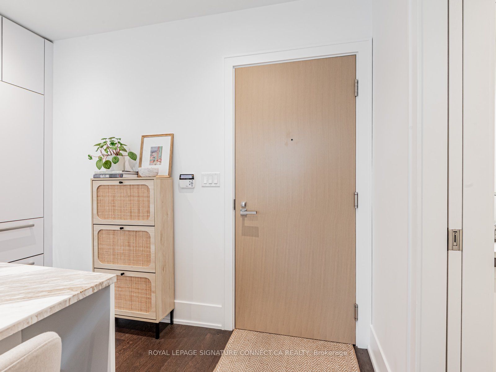 39 Queens Quay E TH132, Toronto, ON M5E 0A5 photo 5