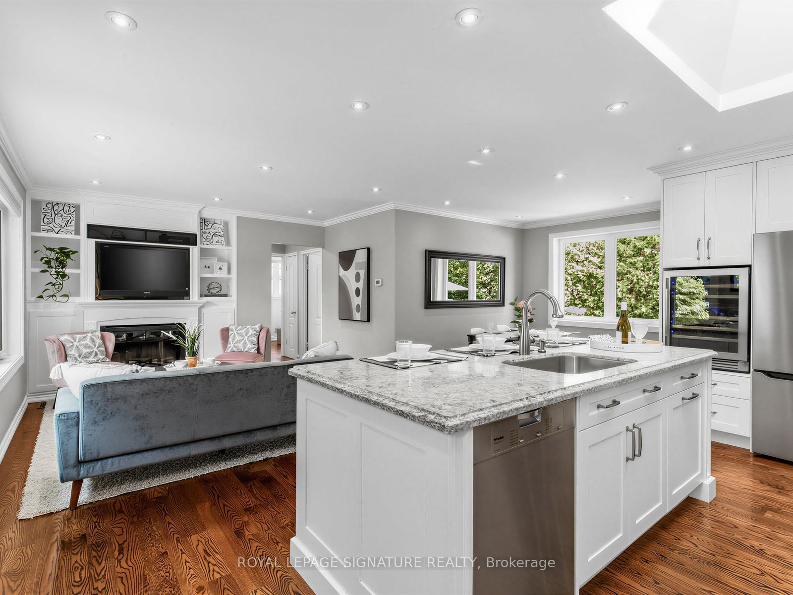 25 Overton Crescent, Toronto, ON M3B 2V4 photo 5