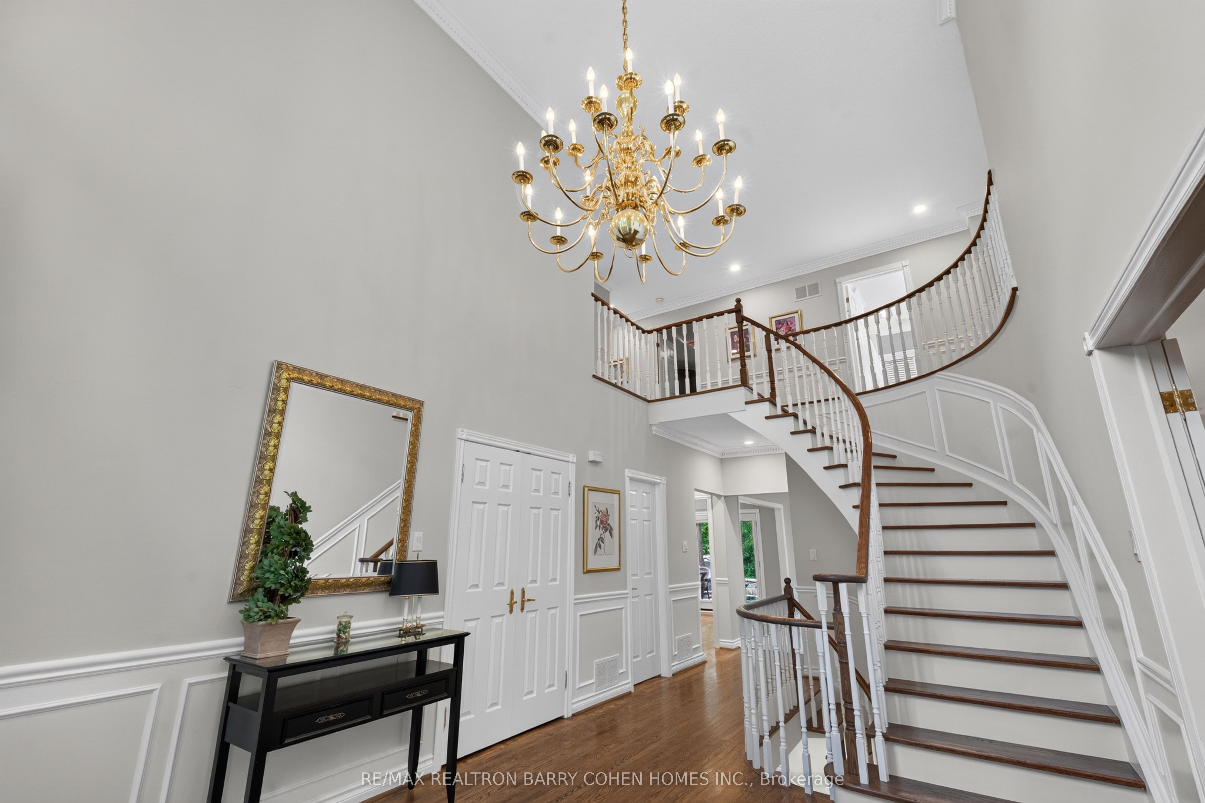 110 Upper Canada Drive, Toronto, ON M2P 1S4 photo 5