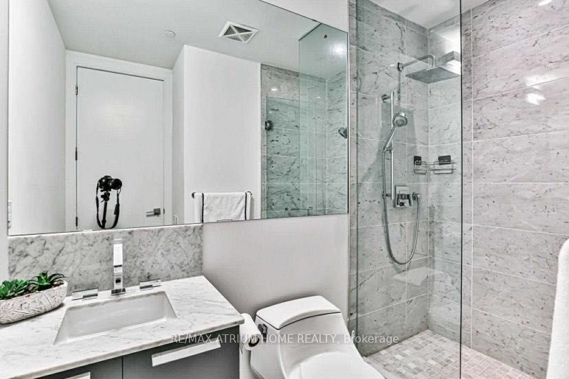 50 Charles Street E 5004, Toronto, ON M4Y 1T1 photo 5