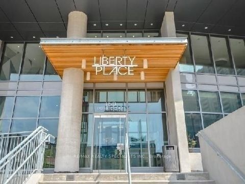 150 East Liberty Street 904, Toronto, ON M6K 3R5 photo 2