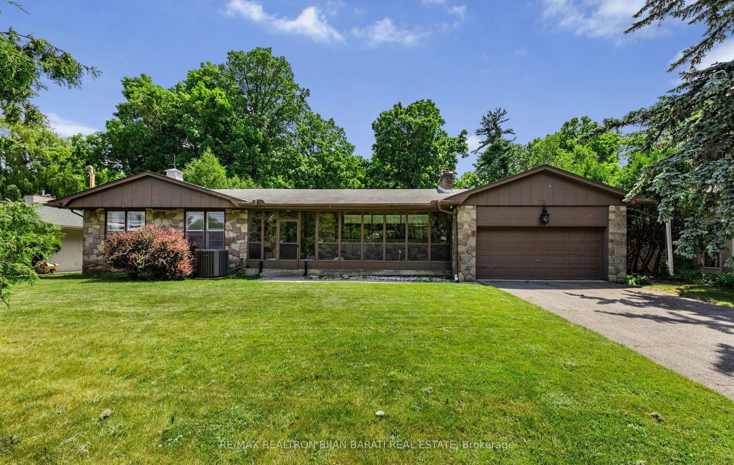 73 Forest Grove Drive, Toronto, ON M2K 1Z4