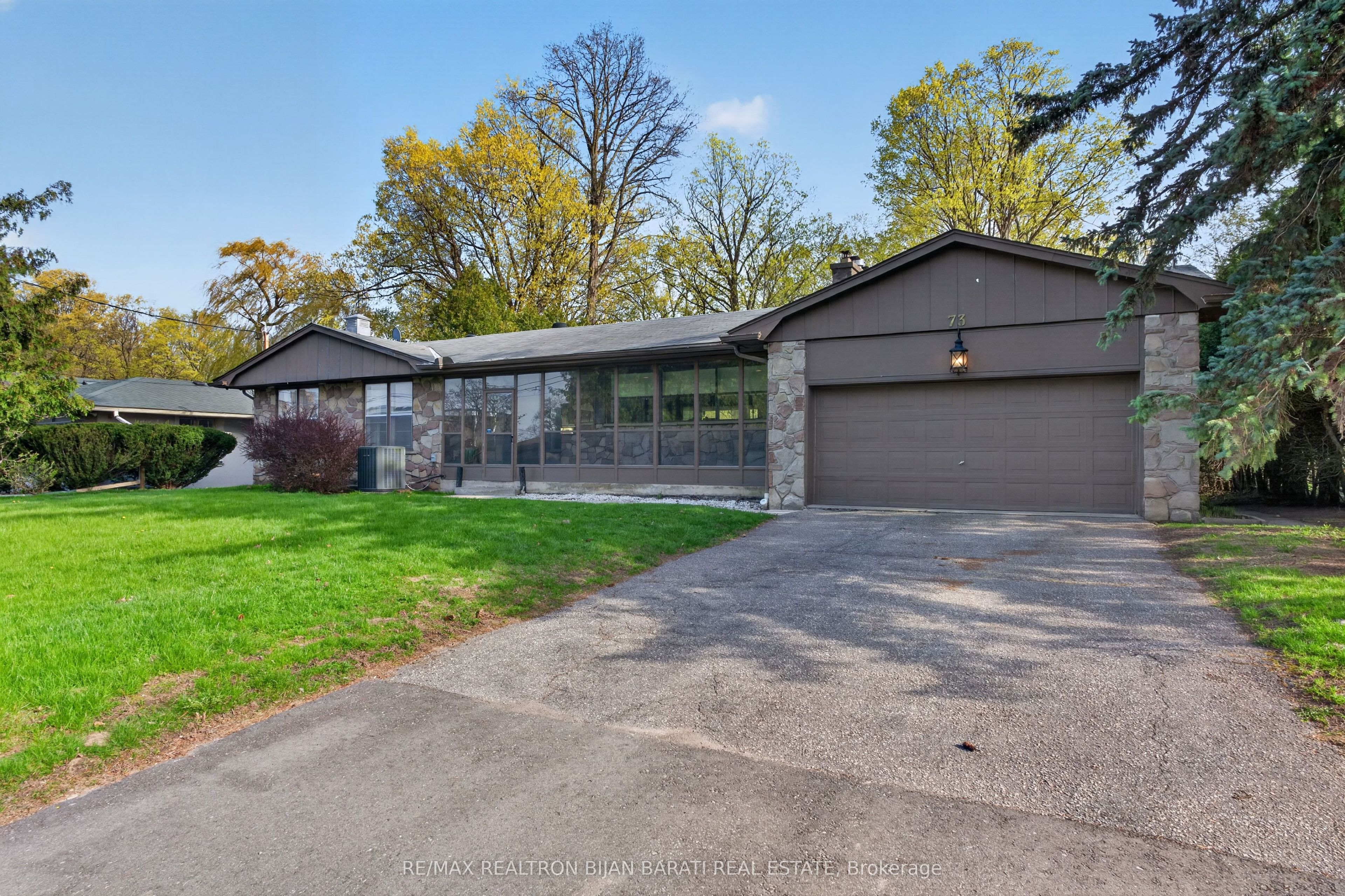 73 Forest Grove Drive, Toronto, ON M2K 1Z4 photo 2
