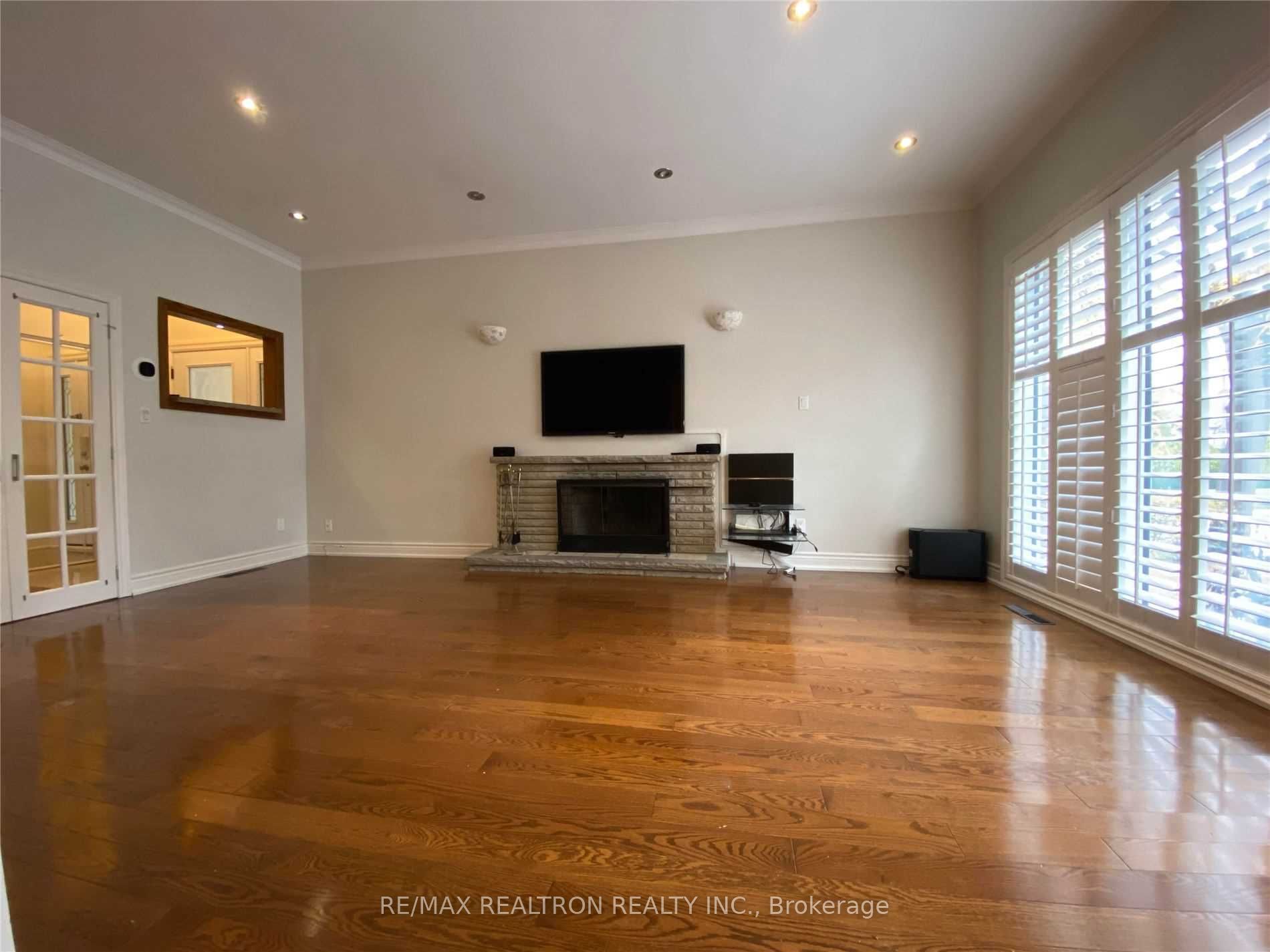 38 Bayberry Crescent, Toronto, ON M2K 1T8 photo 5