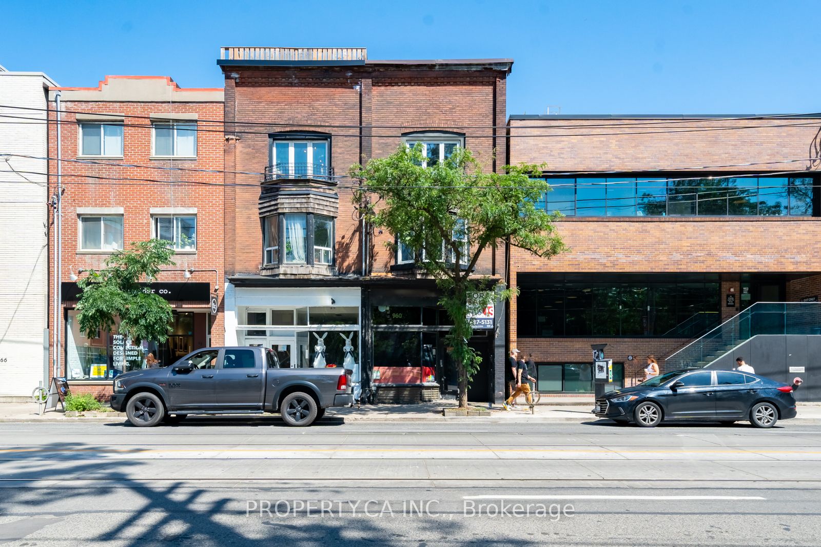 960 Queen Street W 3, Toronto, ON M6J 1G8 photo 2
