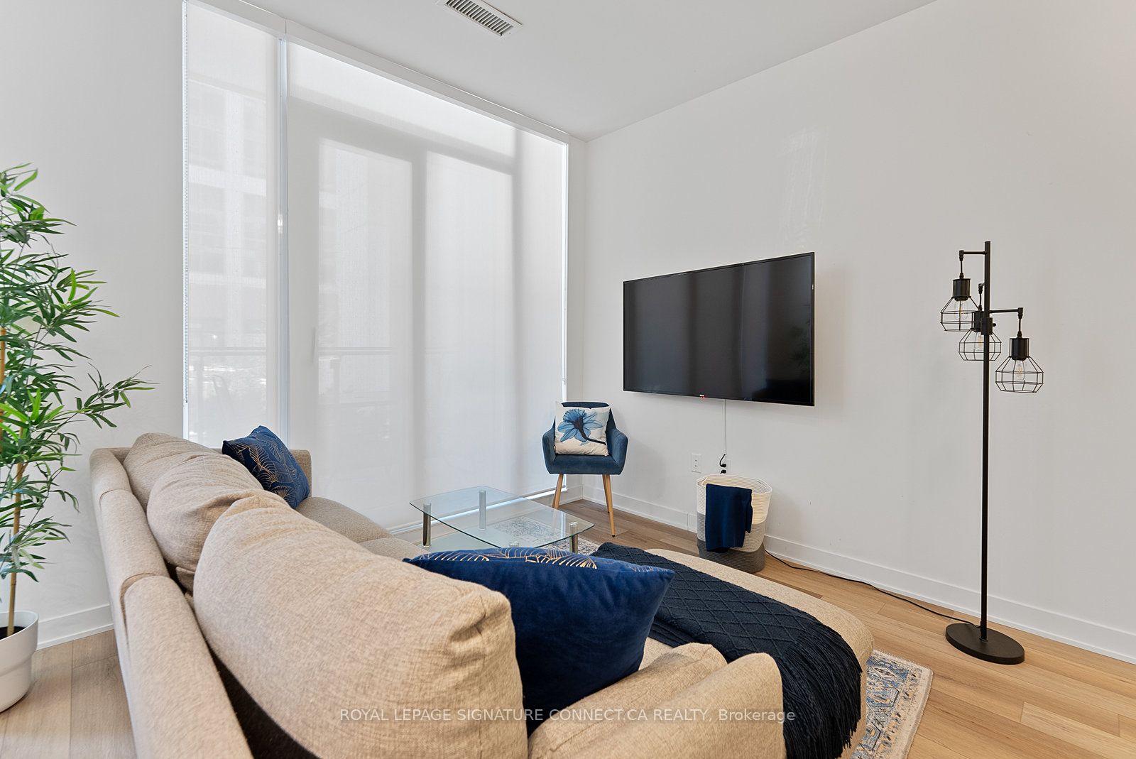 60 Princess Street 103, Toronto, ON M5A 2C7 photo 3