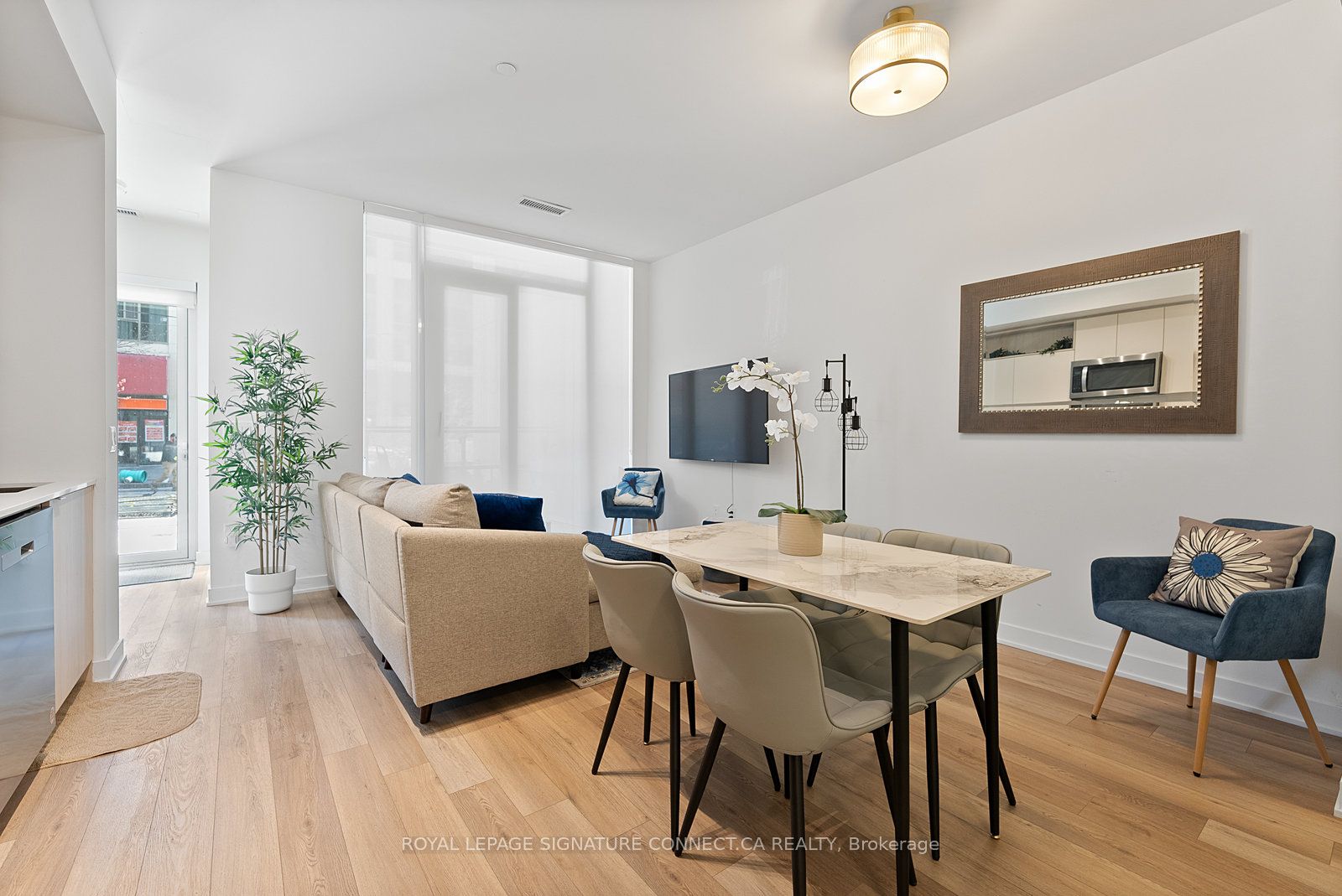 60 Princess Street 103, Toronto, ON M5A 2C7 photo 4