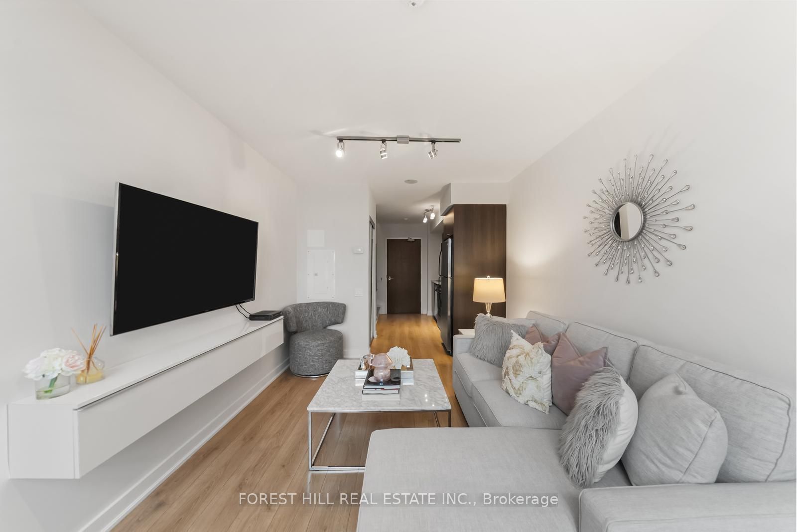 775 King Street W 425, Toronto, ON M5V 2K3 photo 3