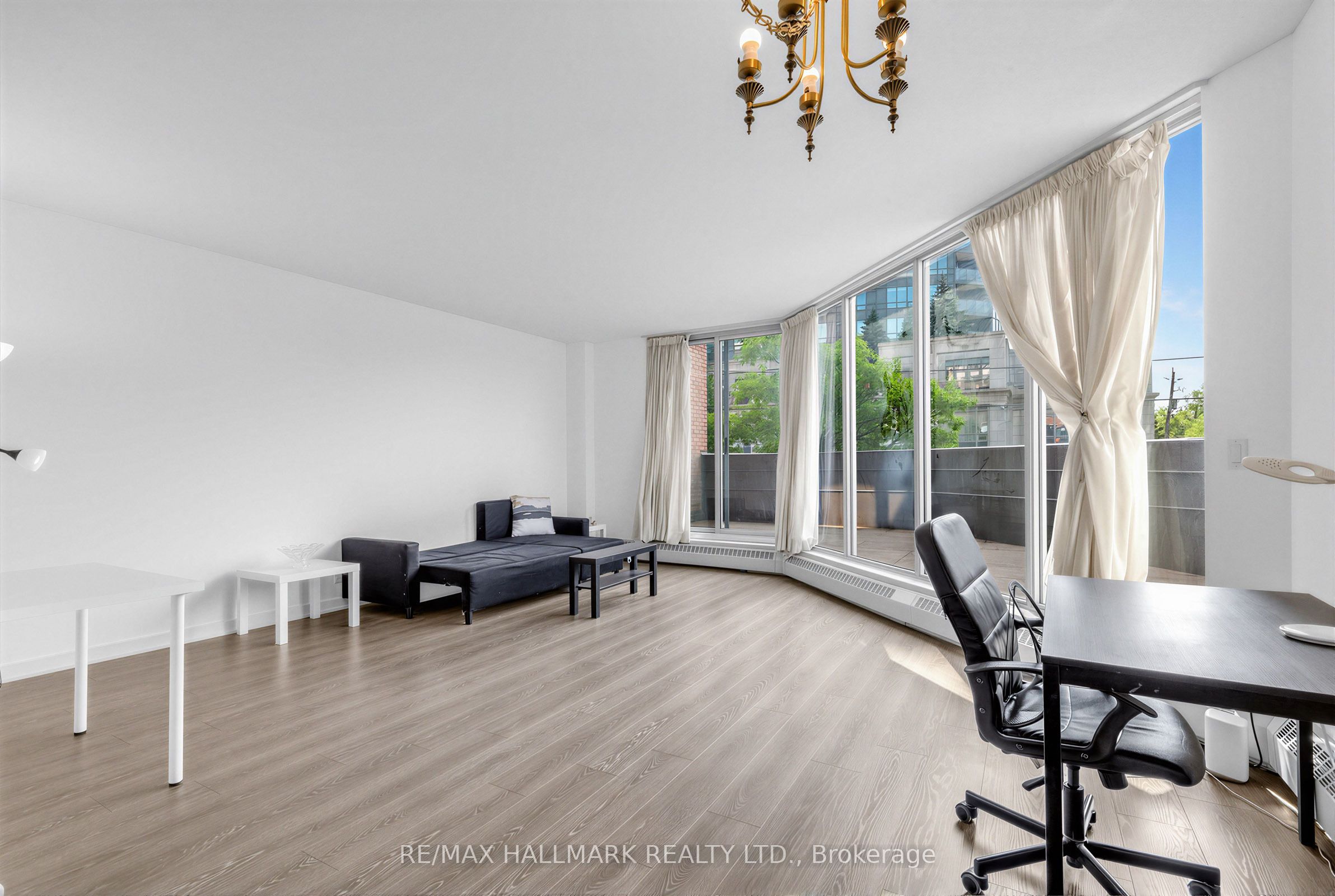 3 Duplex Avenue 102, Toronto, ON M2M 4G6 photo 5