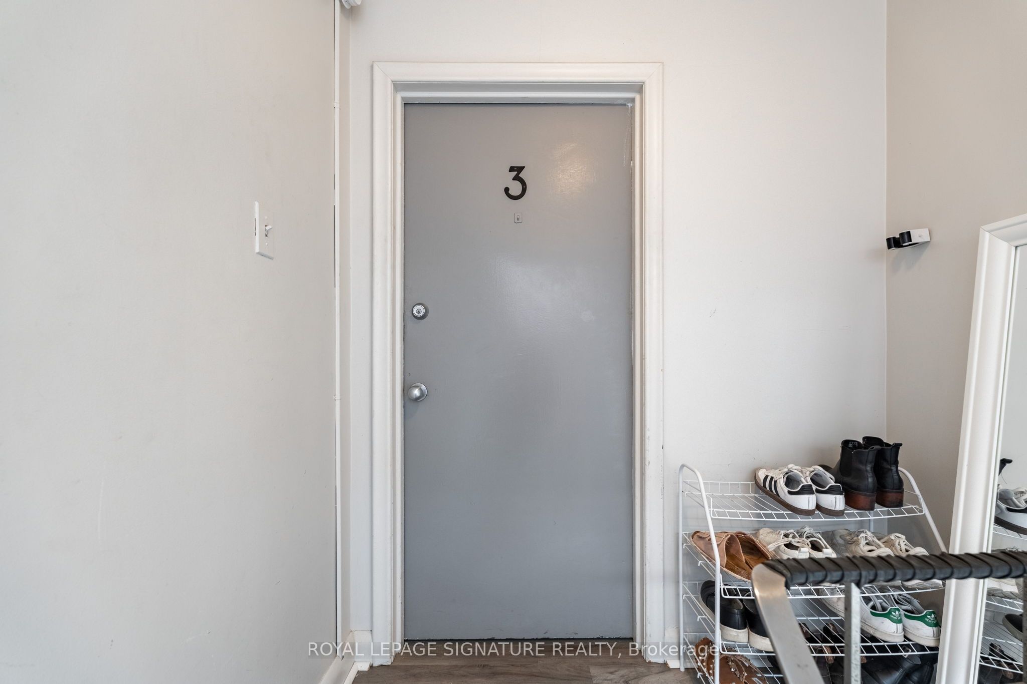 117 Hillsdale Avenue E 3, Toronto, ON M4S 1T4 photo 3
