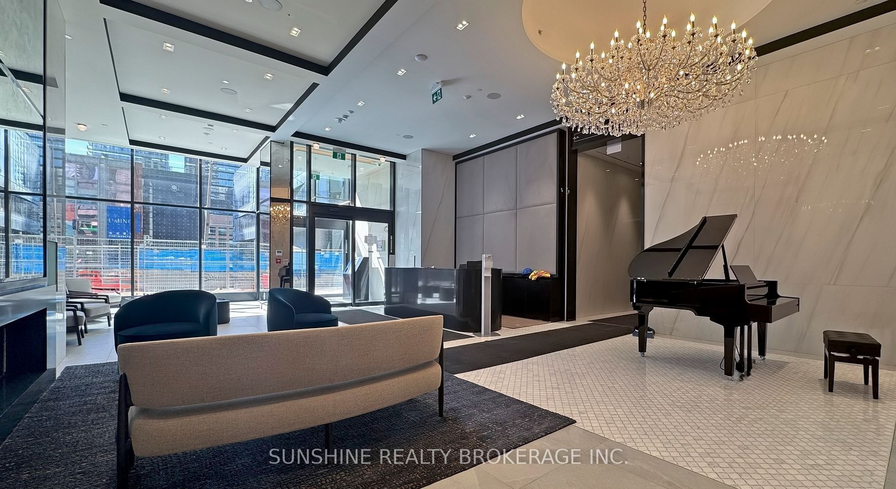 8 Wellesley Street W 1901, Toronto, ON M4Y 0J5 photo 4