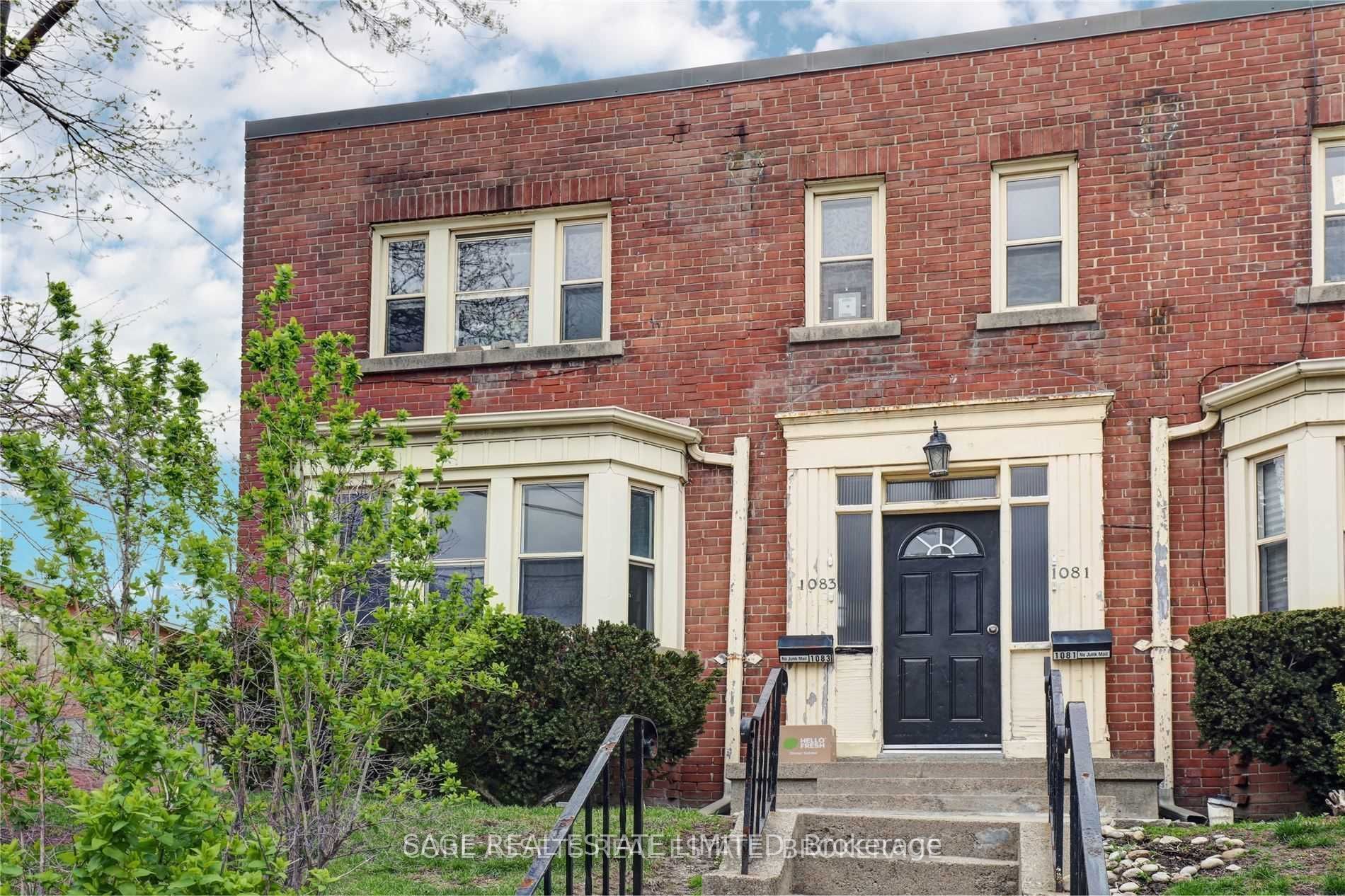 1083 Avenue Road 4, Toronto, ON M5N 2E1