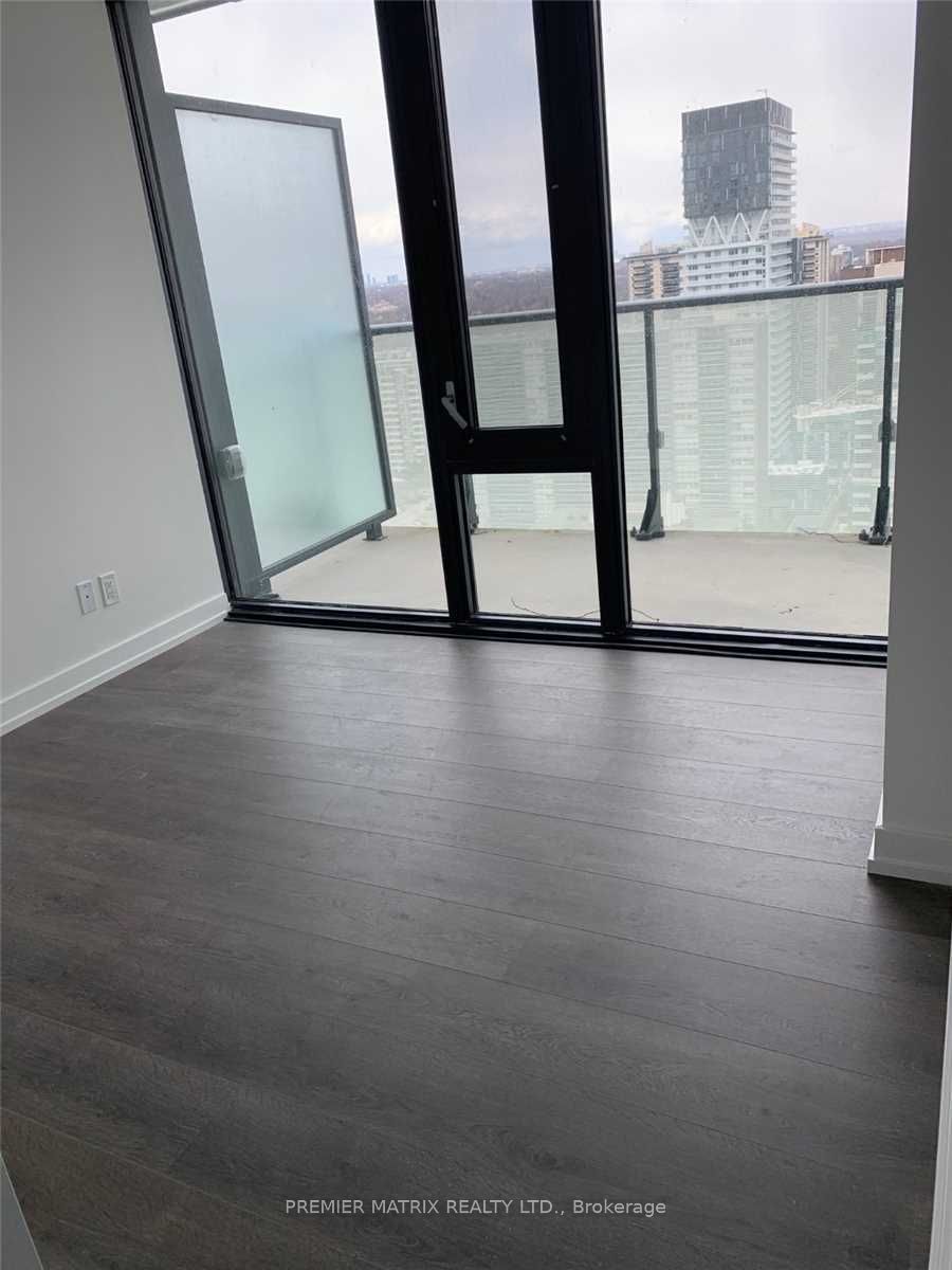 161 Roehampton Avenue 2604, Toronto, ON M4P 1P9 photo 5