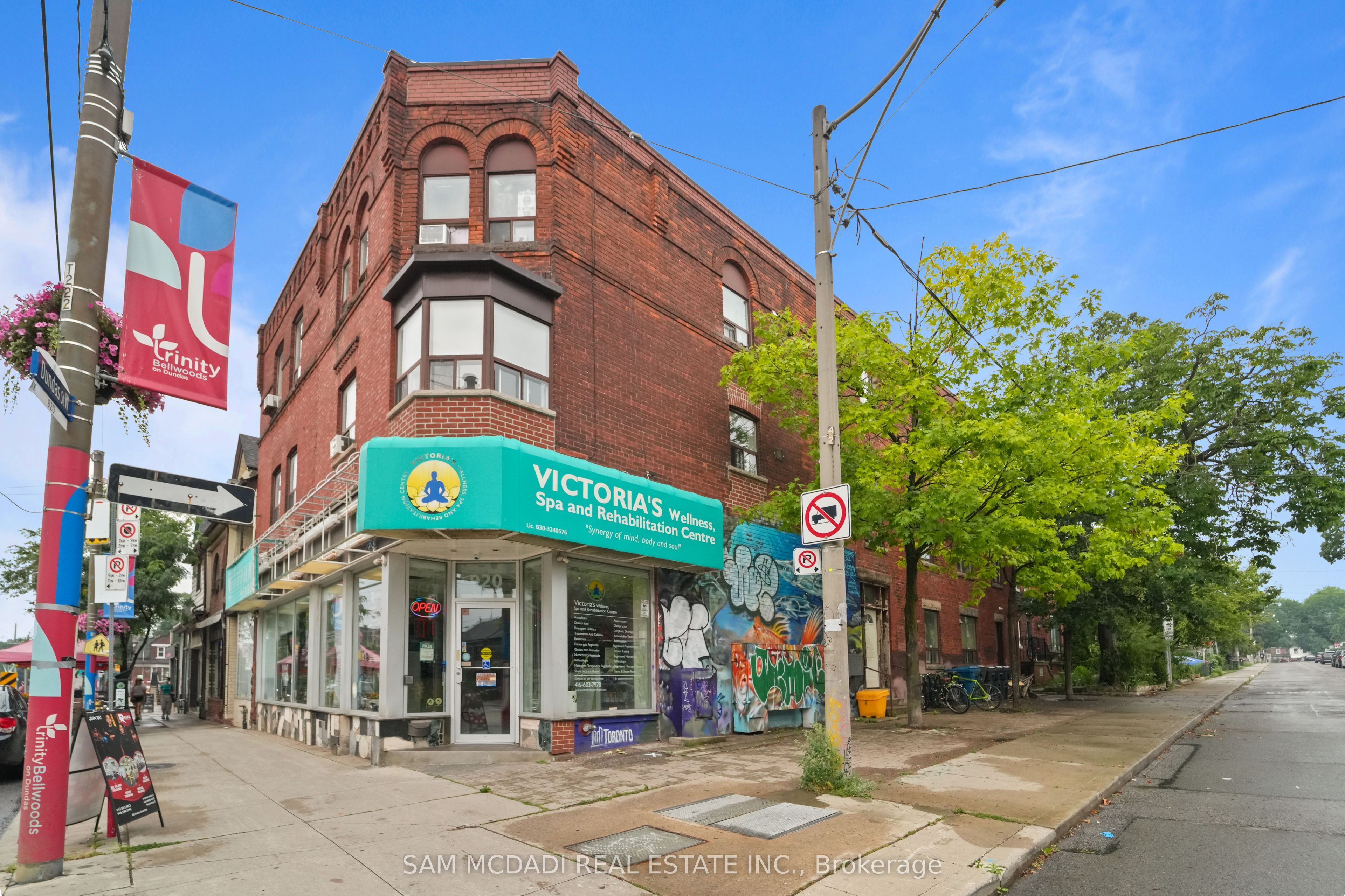 180 Bellwoods Avenue Apt 2, Toronto, ON M6J 2P9 photo 2