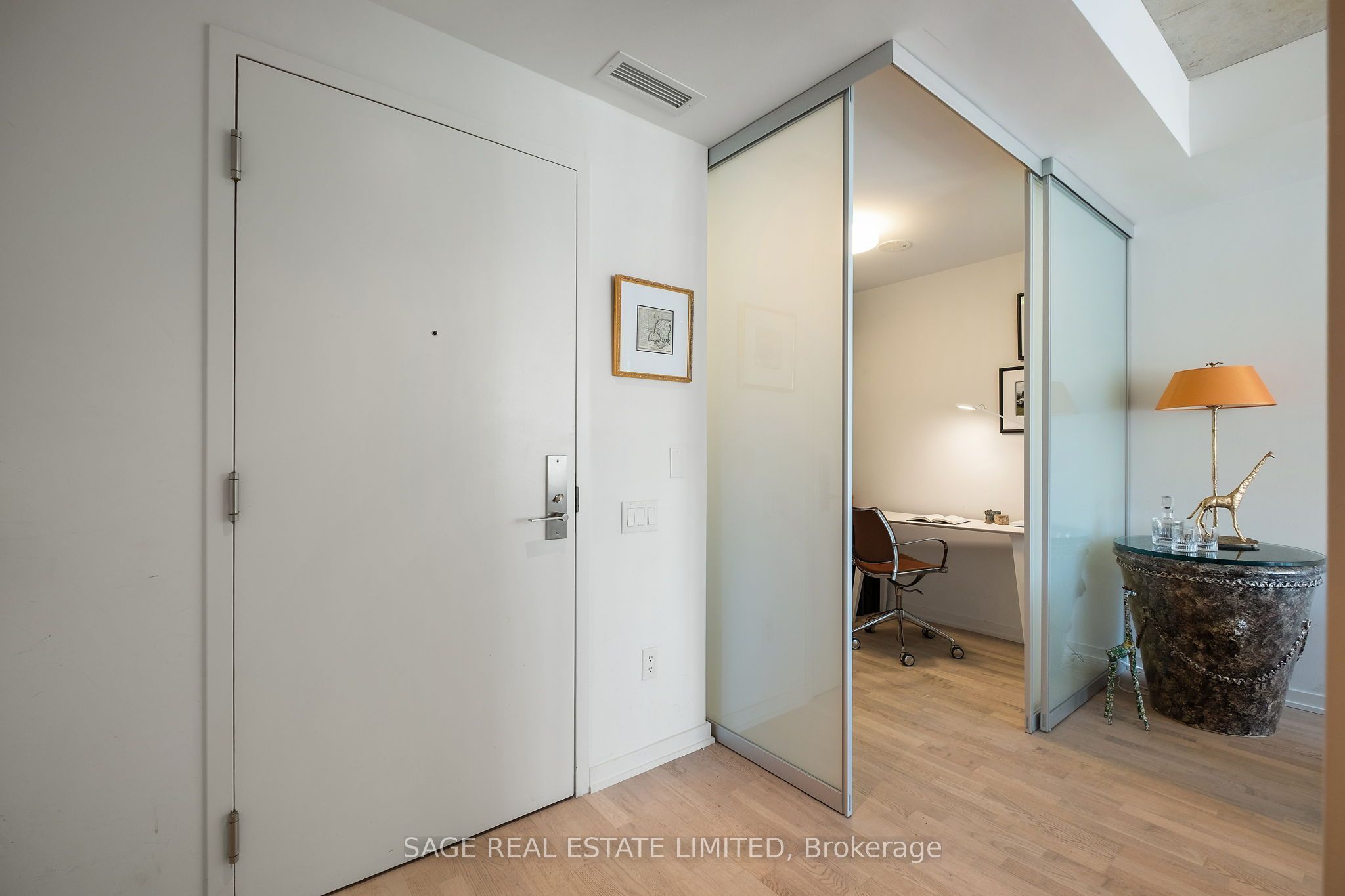 60 Colborne Street 706, Toronto, ON M5E 0B7 photo 4