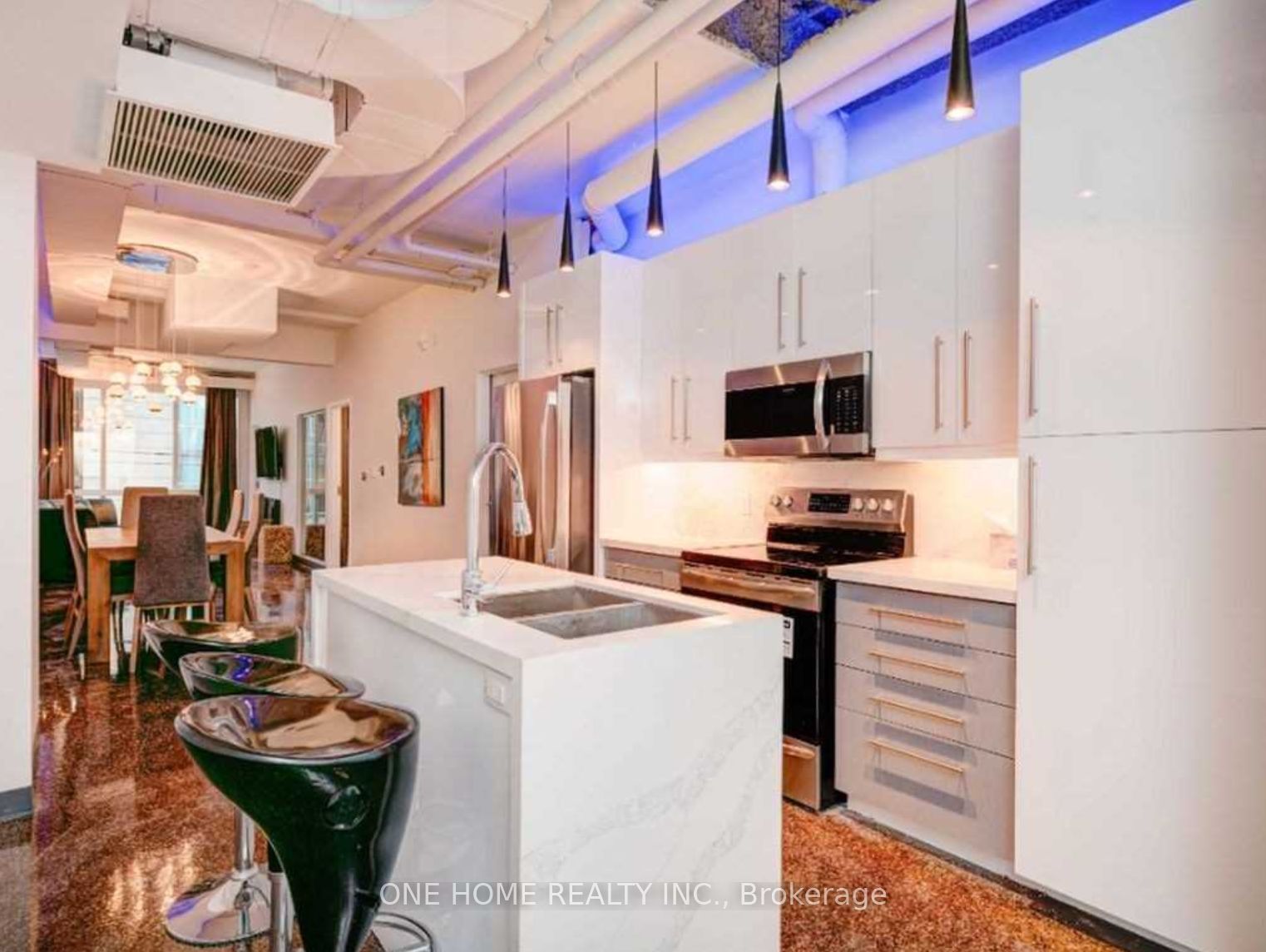 405 Dundas Street W 201, Toronto, ON M5T 1G6 photo 4