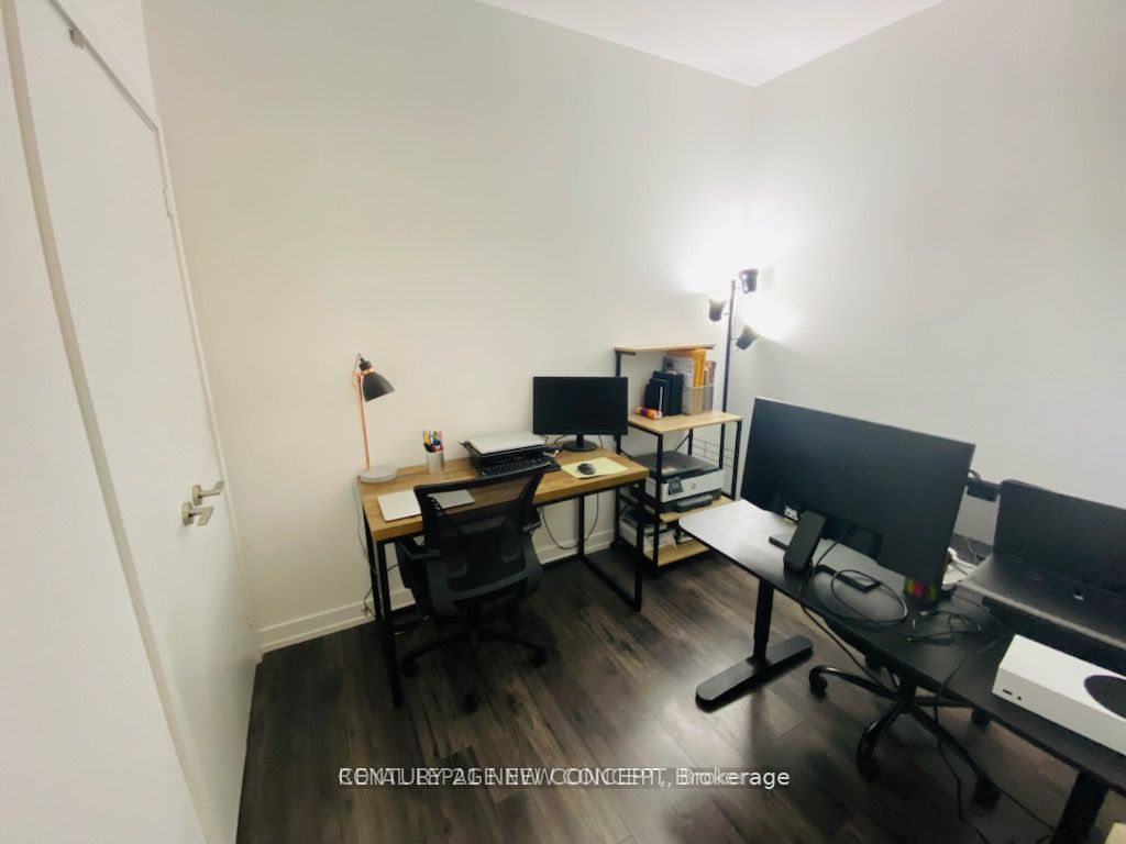 33 Helendale Avenue 701, Toronto, ON M4R 0A4 photo 4