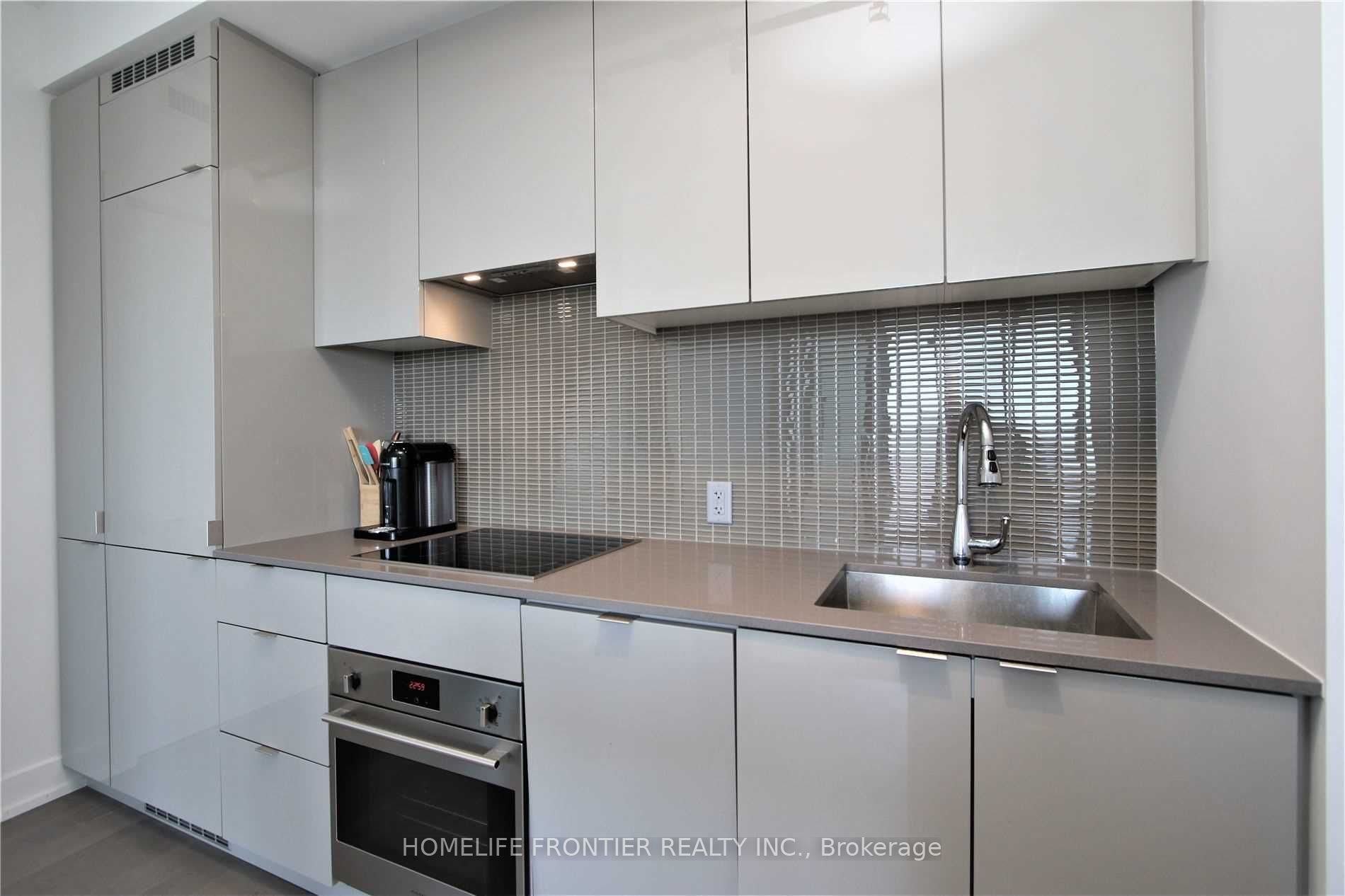 7 Grenville Street 4712, Toronto, ON M4Y 1A1 photo 4