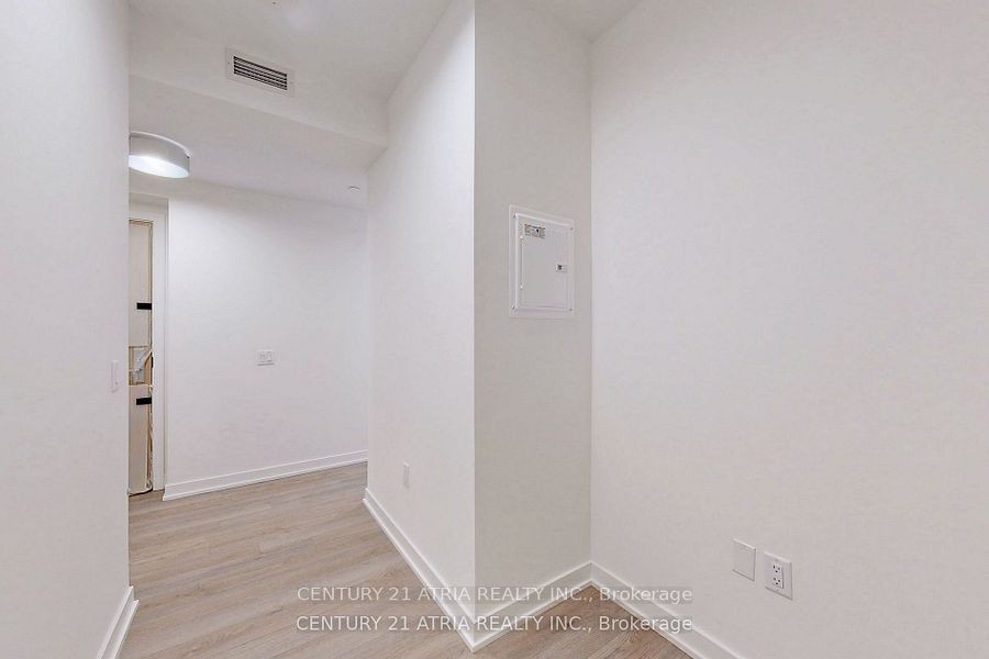 357 King Street W 1005, Toronto, ON M5V 0S7 photo 2