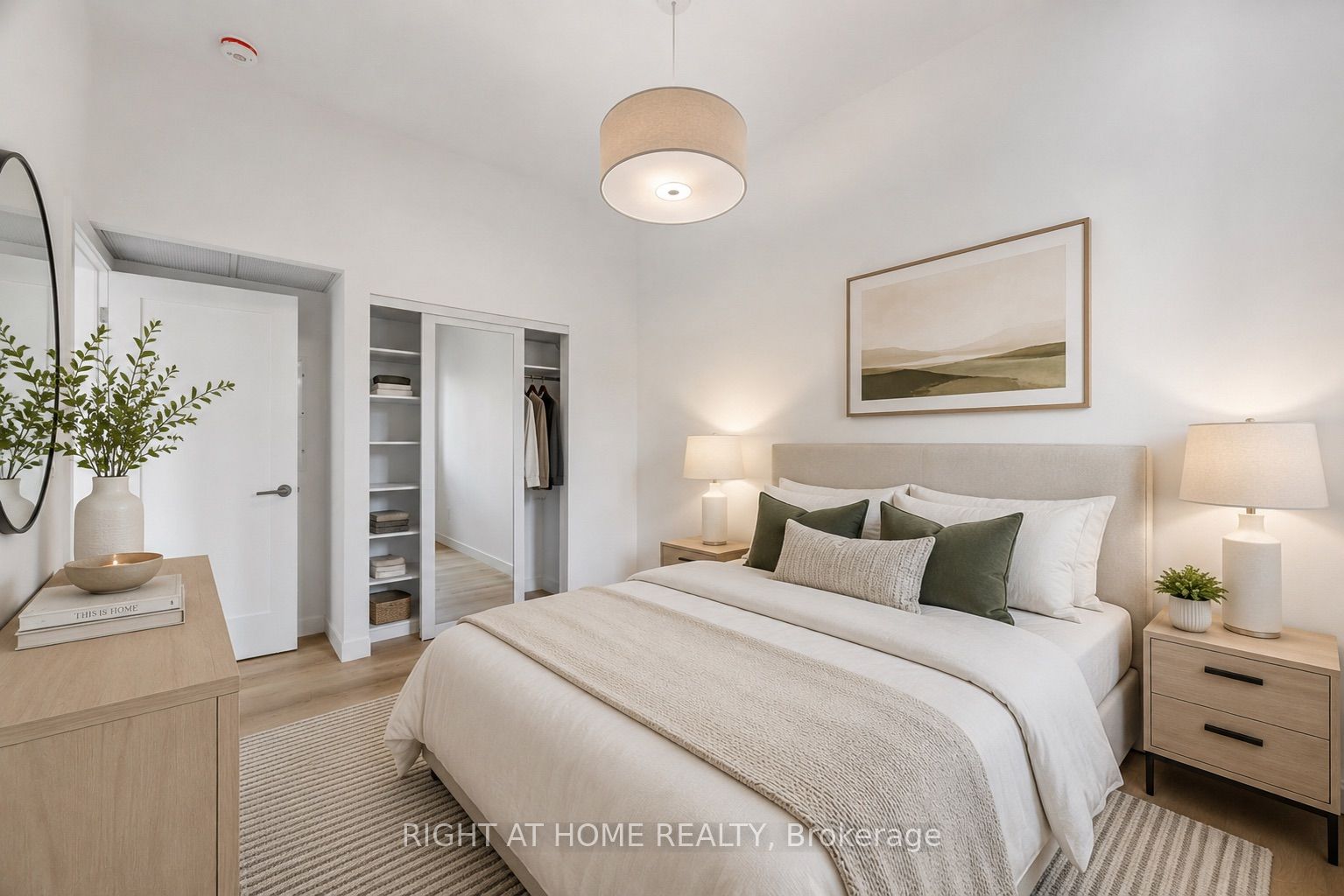 91 Barton Avenue 5, Toronto, ON M6G 1P7 photo 2