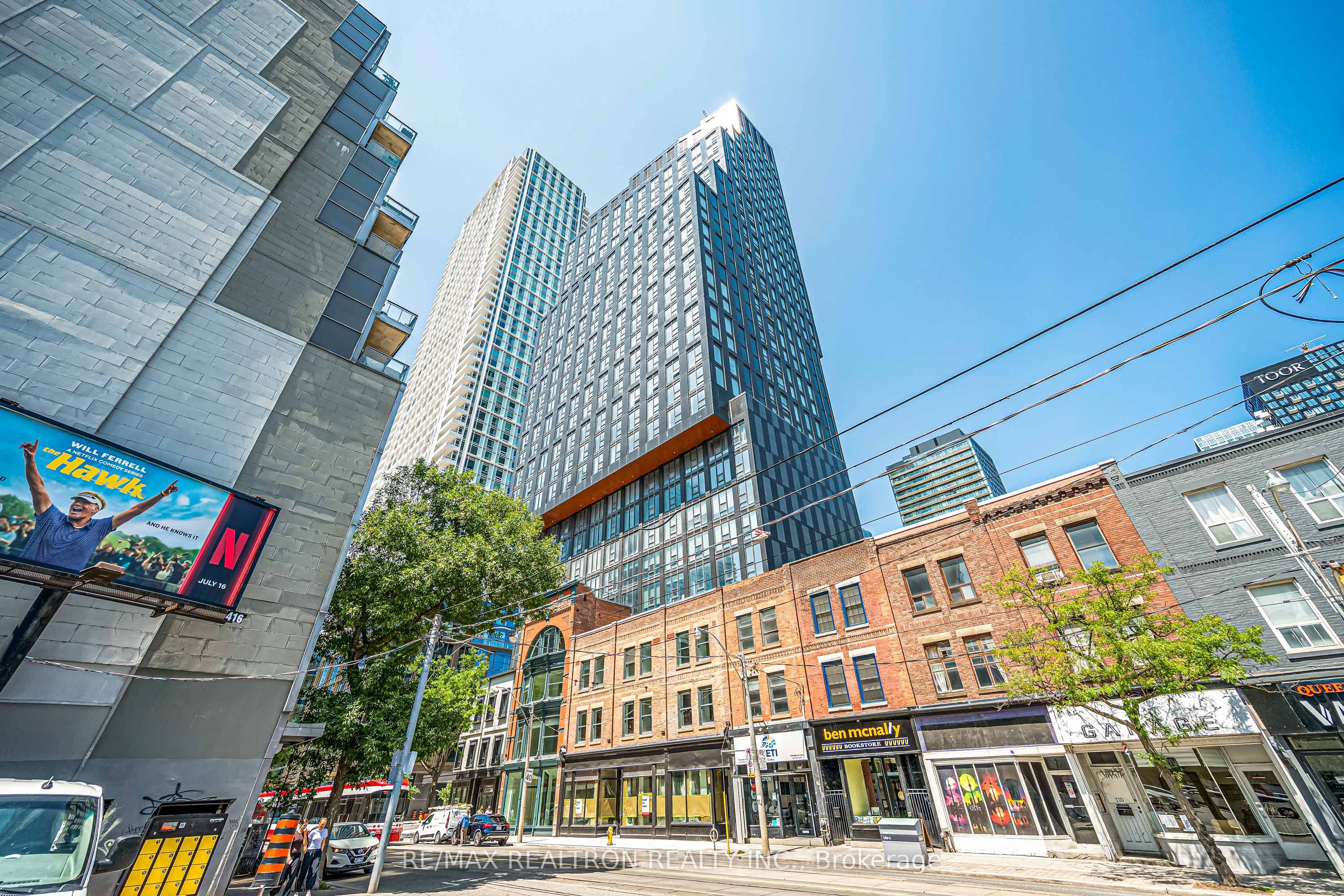 100 Queens Street E 2508, Toronto, ON M5C 0B5