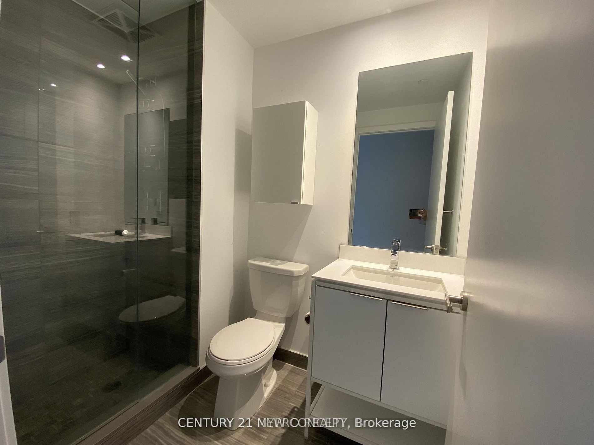 77 Shuter Street 2913, Toronto, ON M5B 0B8 photo 5
