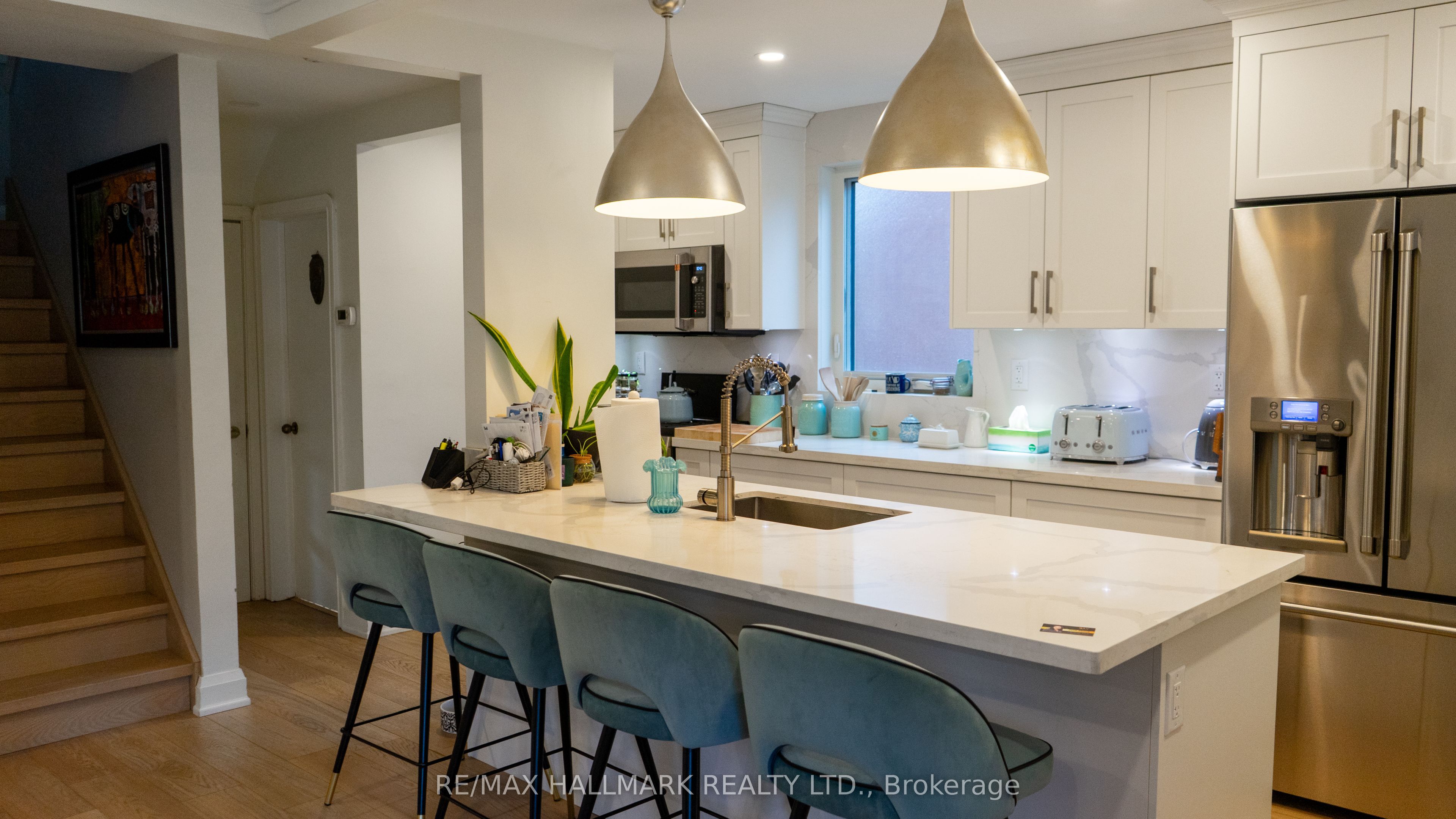 203 Elmhurst Avenue, Toronto, ON M2N 1S2