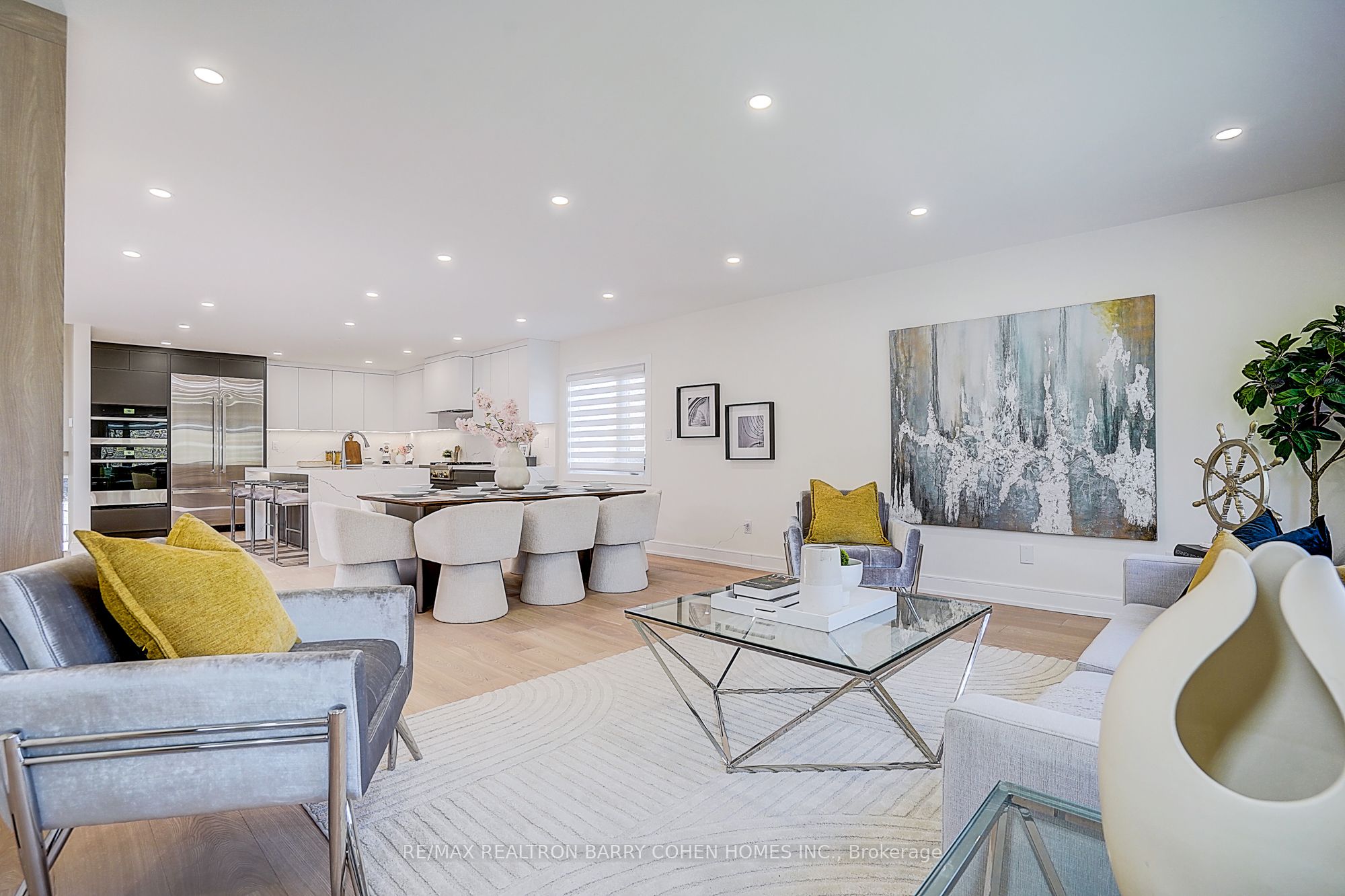 34 Elliotwood Court, Toronto, ON M2L 2P9 photo 5