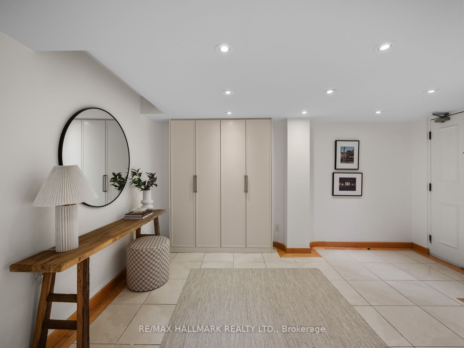 25 George Street 305, Toronto, ON M5A 4L8 photo 3