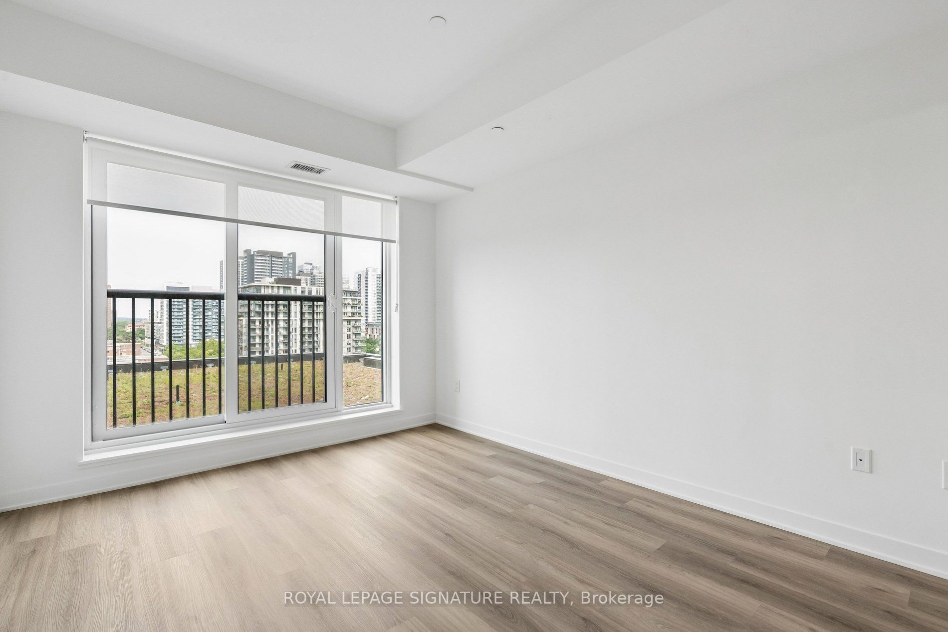 10 Oak Street 701, Toronto, ON M5A 0Z1 photo 5