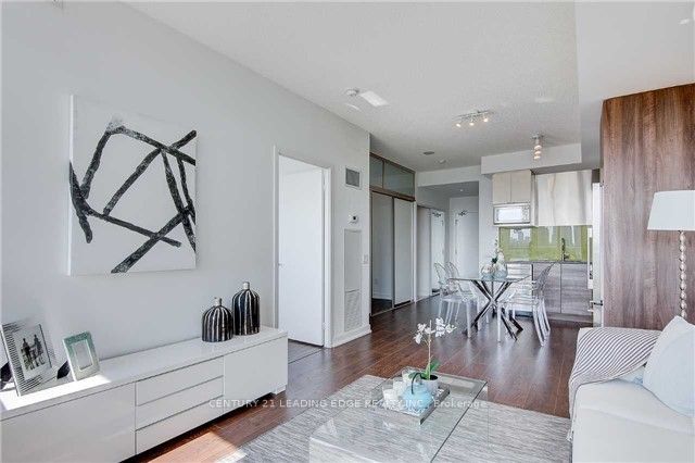 121 McMahon Drive 2010, Toronto, ON M2K 0C1 photo 5