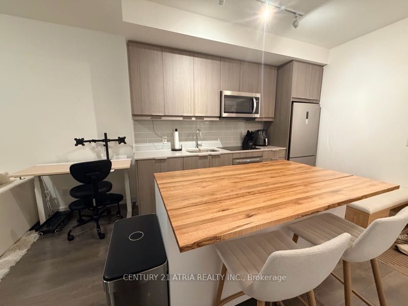 36 Forest Manor Road 718, Toronto, ON M2J 0H3 photo 3
