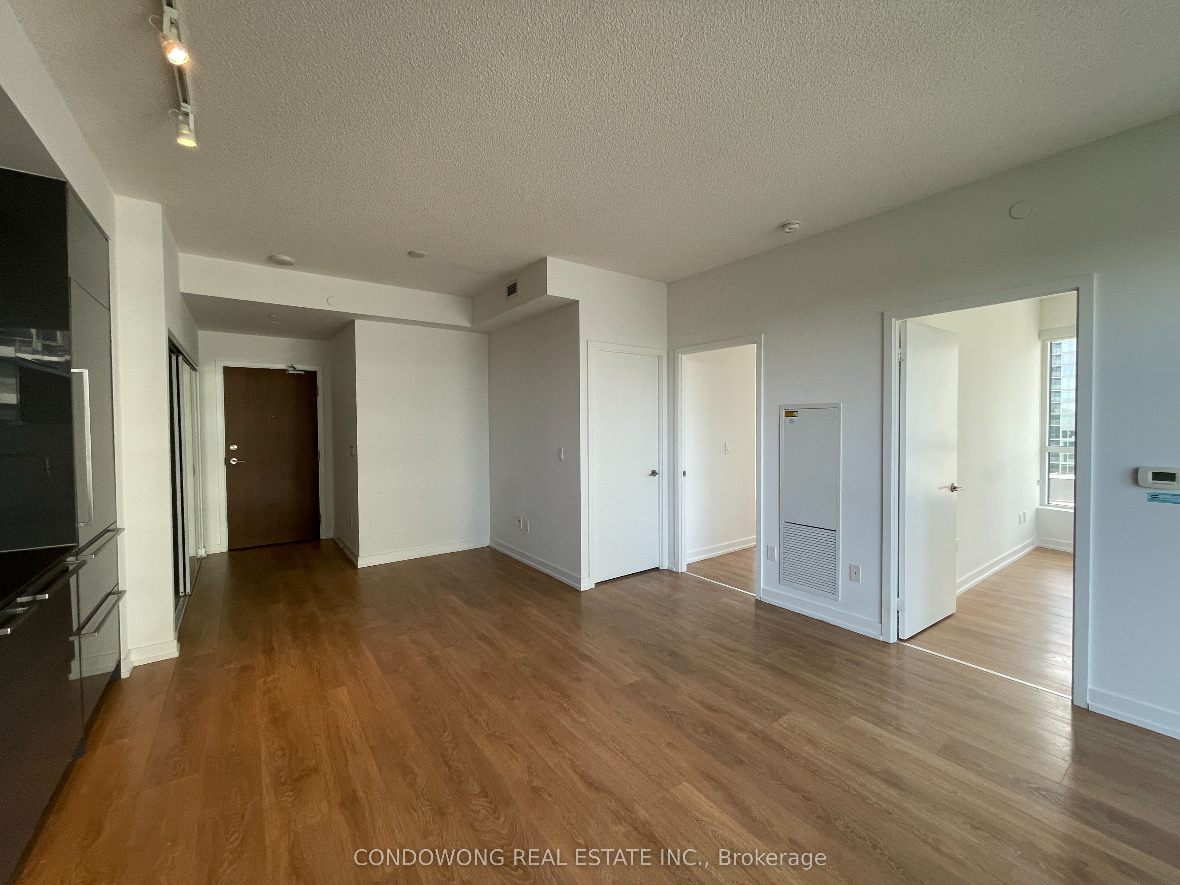 115 Mcmahon Drive 705, Toronto, ON M2K 0E3 photo 5