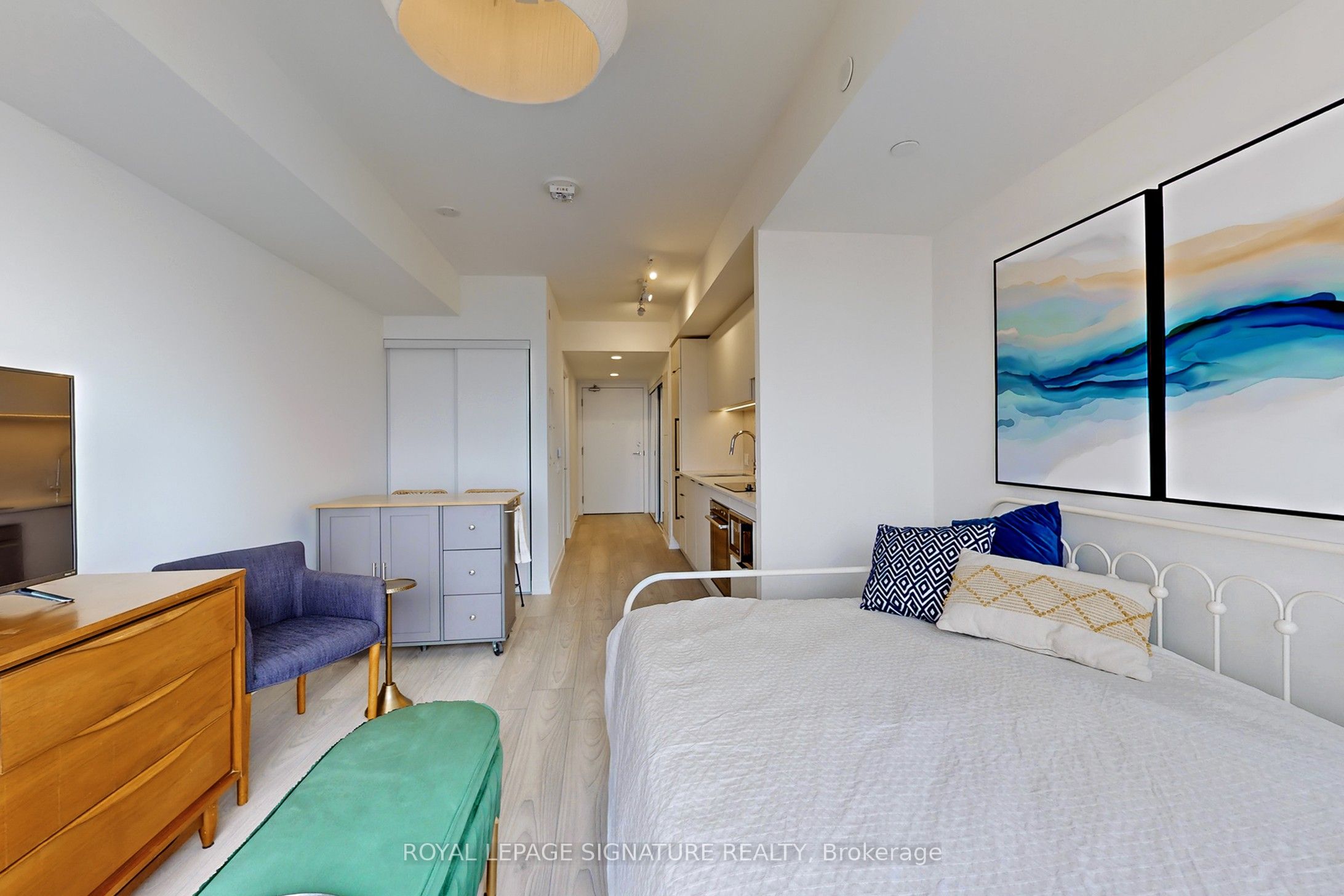 82 Dalhousie Street 3210, Toronto, ON M5B 0C5 photo 5