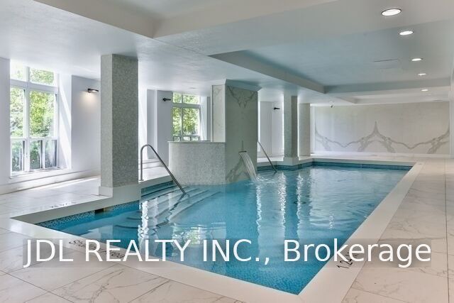 23 Lorraine Drive 1012, Toronto, ON M2N 2E3 photo 5