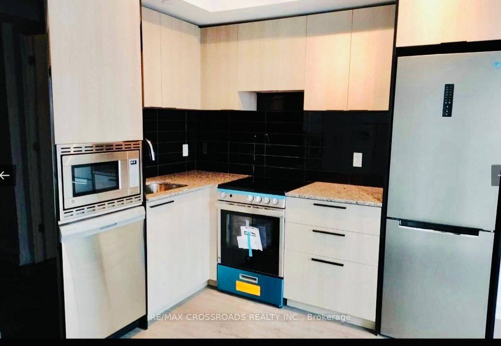 501 Yonge Street 4608, Toronto, ON M4Y 0G8 photo 4