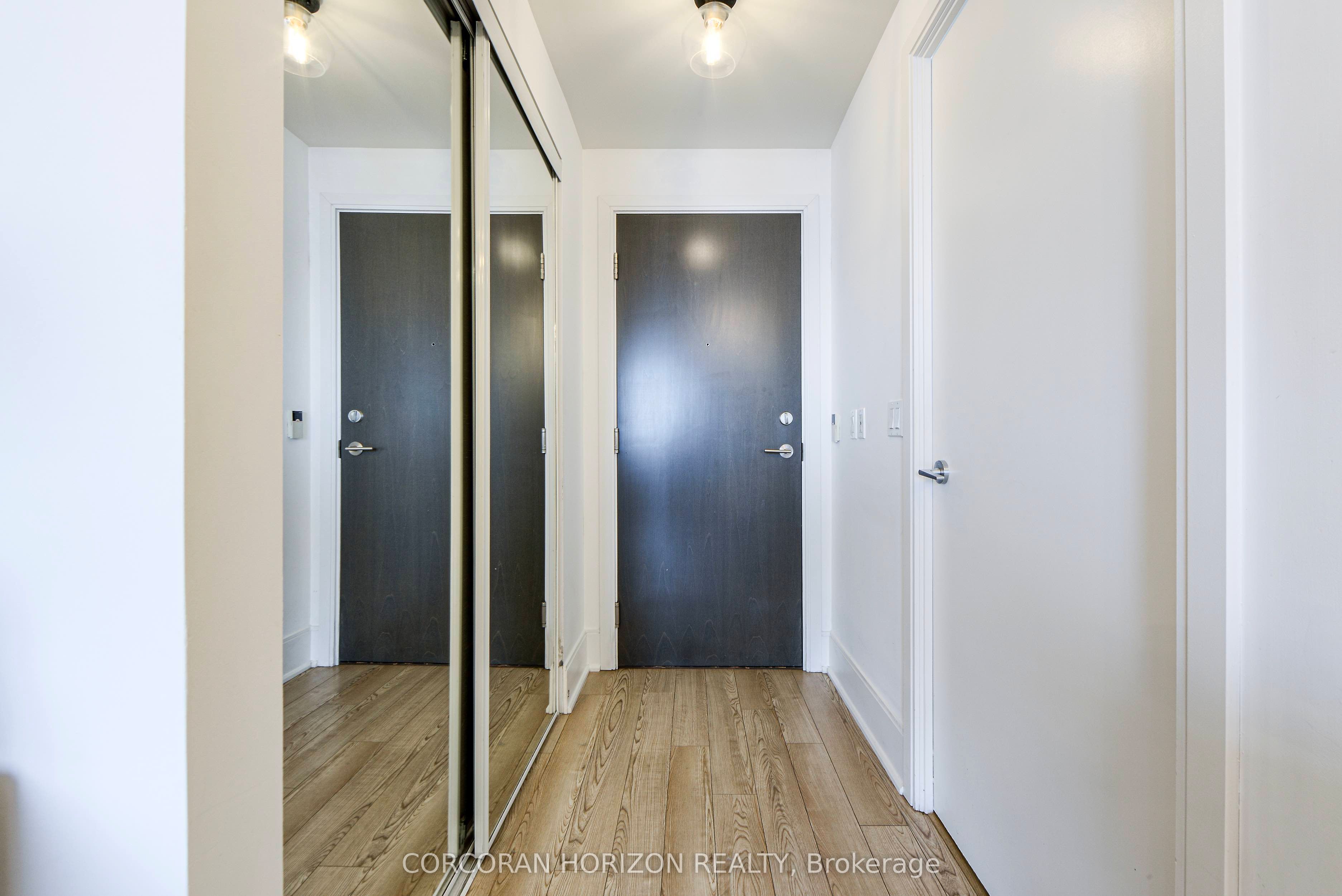 181 Wynford Drive 2509, Toronto, ON M3C 0C6 photo 5