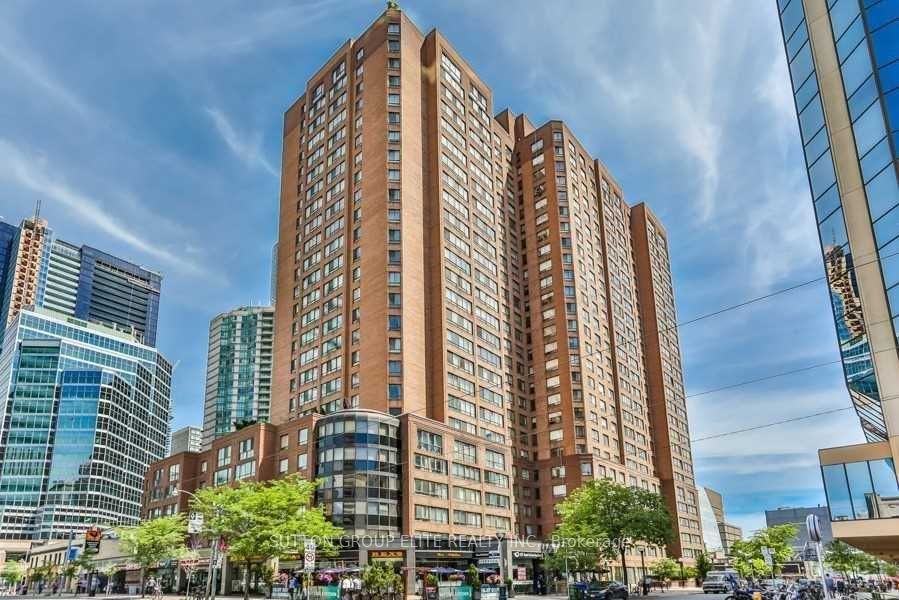 633 Bay Street 2502, Toronto, ON M5G 2G4 photo 2