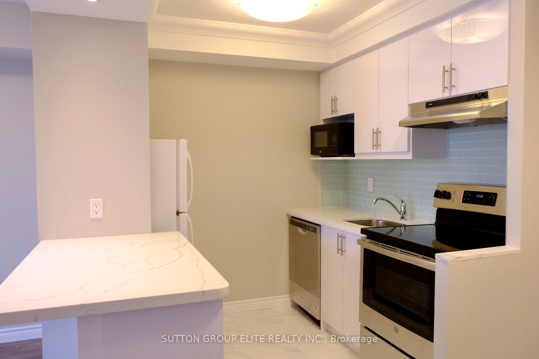 633 Bay Street 2502, Toronto, ON M5G 2G4 photo 5