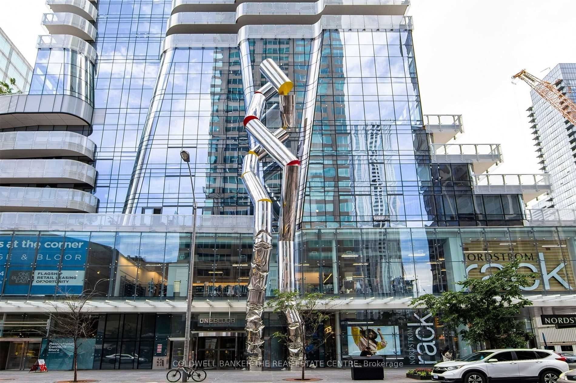 1 E Bloor Street E 6607, Toronto, ON M4W 0A8 photo 2