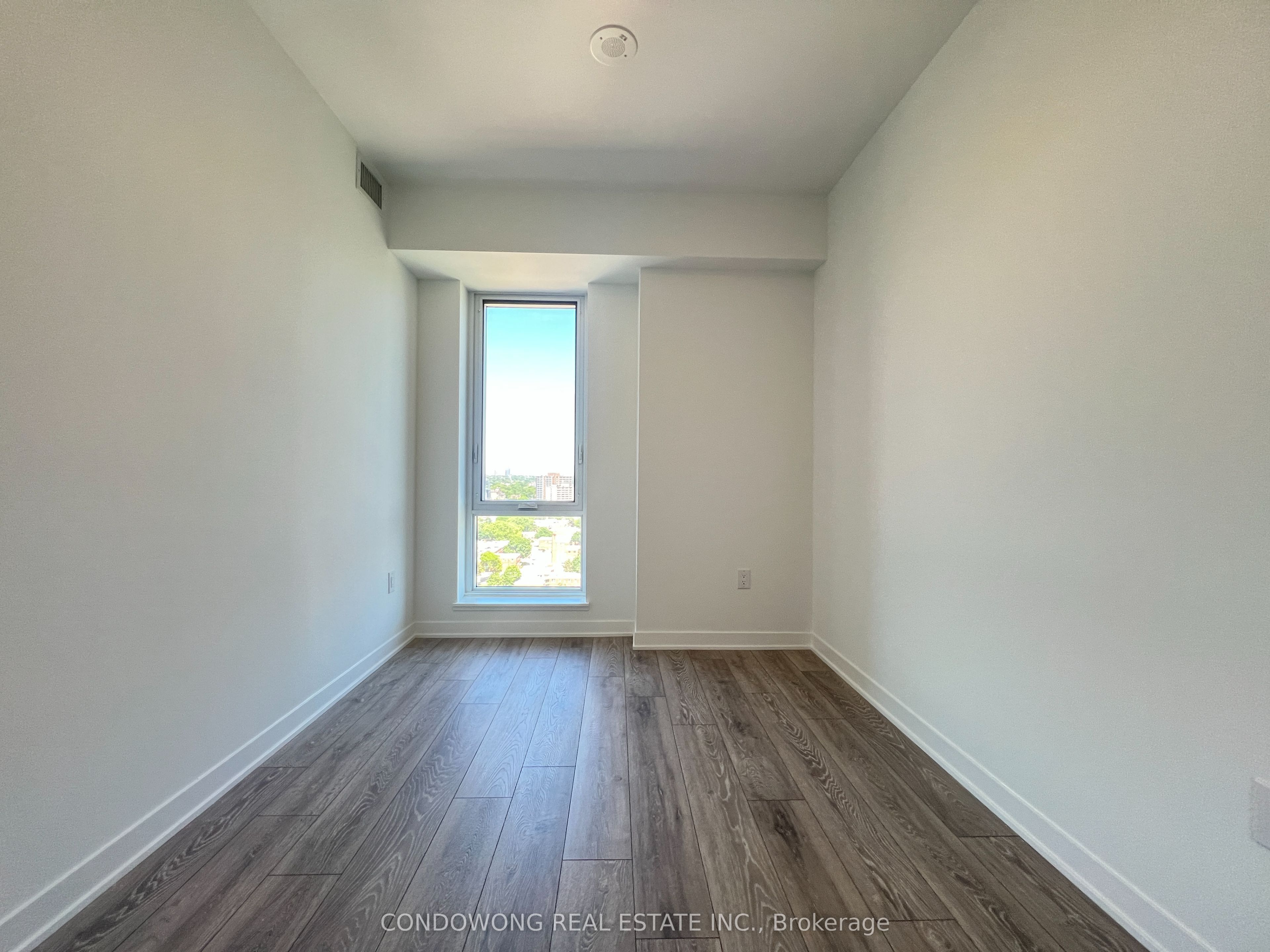 10 Oak Street 1702, Toronto, ON M5A 0Z1 photo 5
