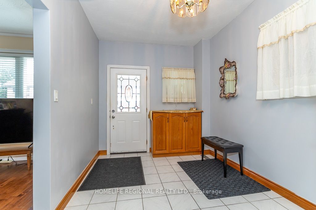 110 Grace Street, Toronto, ON M6J 2S2 photo 3