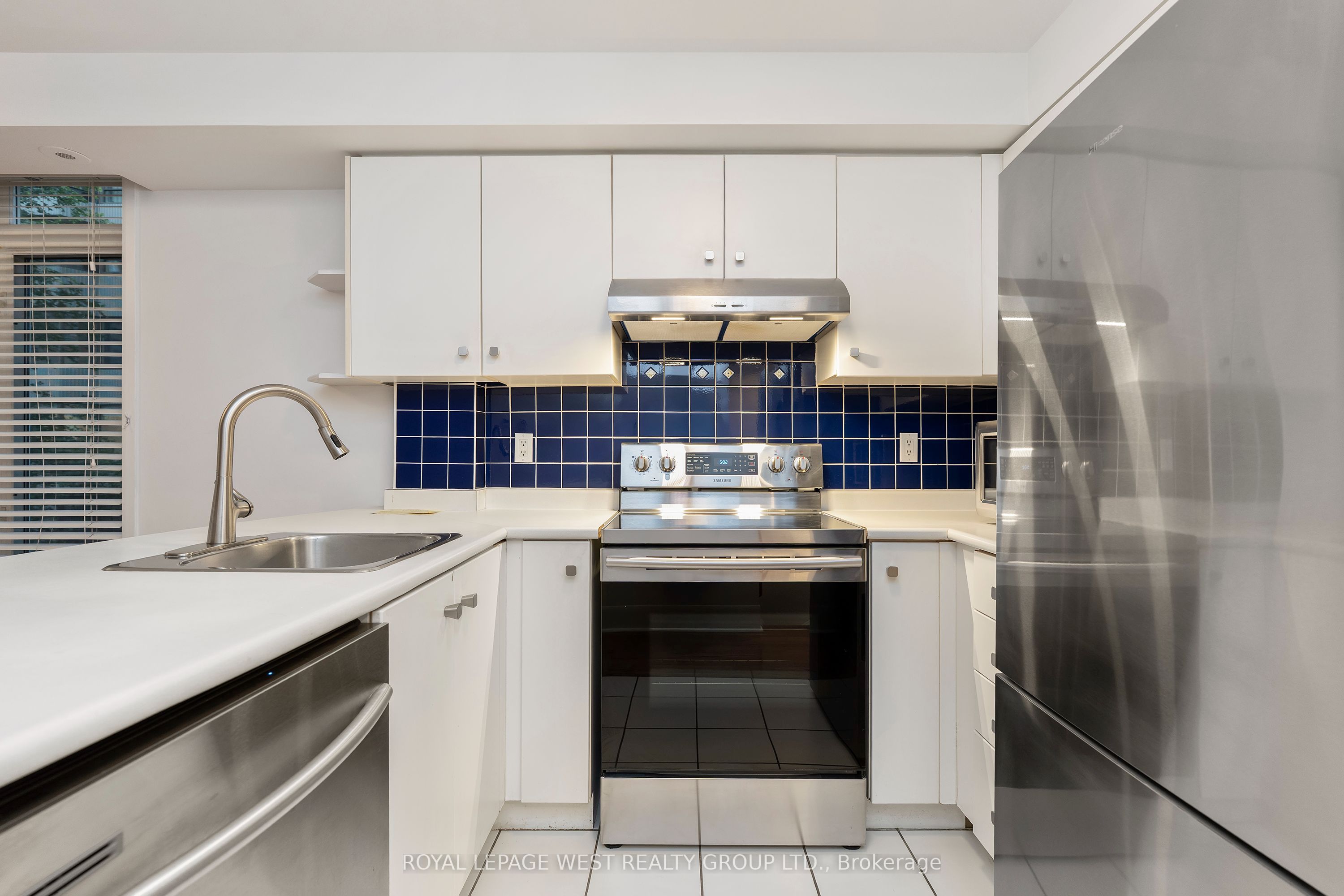415 Jarvis Street 311, Toronto, ON M4Y 3C1 photo 5