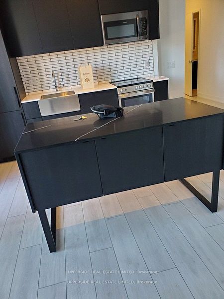 270 Dufferin Street 501, Toronto, ON M6K 1Z6 photo 3